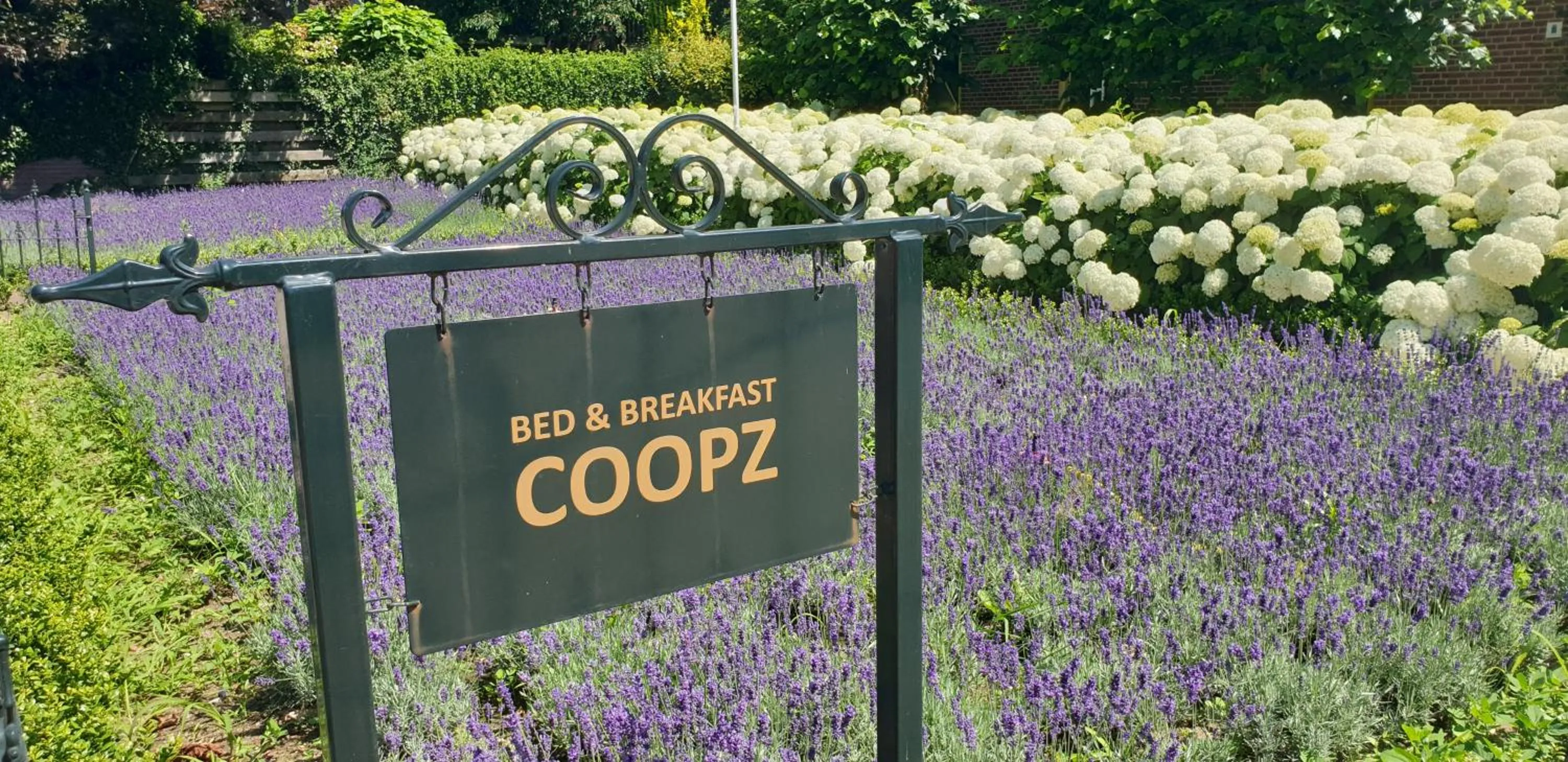 Property logo or sign in Bed & Breakfast Coopz