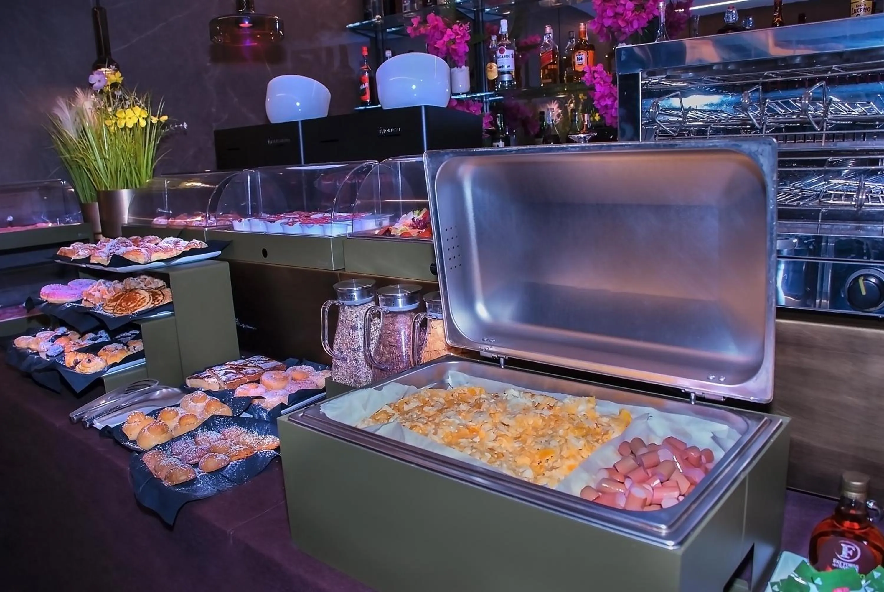 Breakfast in Culture Hotel Centro Storico