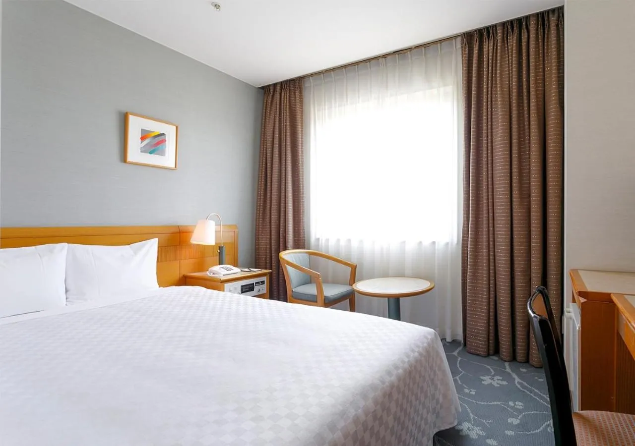 Keio Plaza Hotel Tama