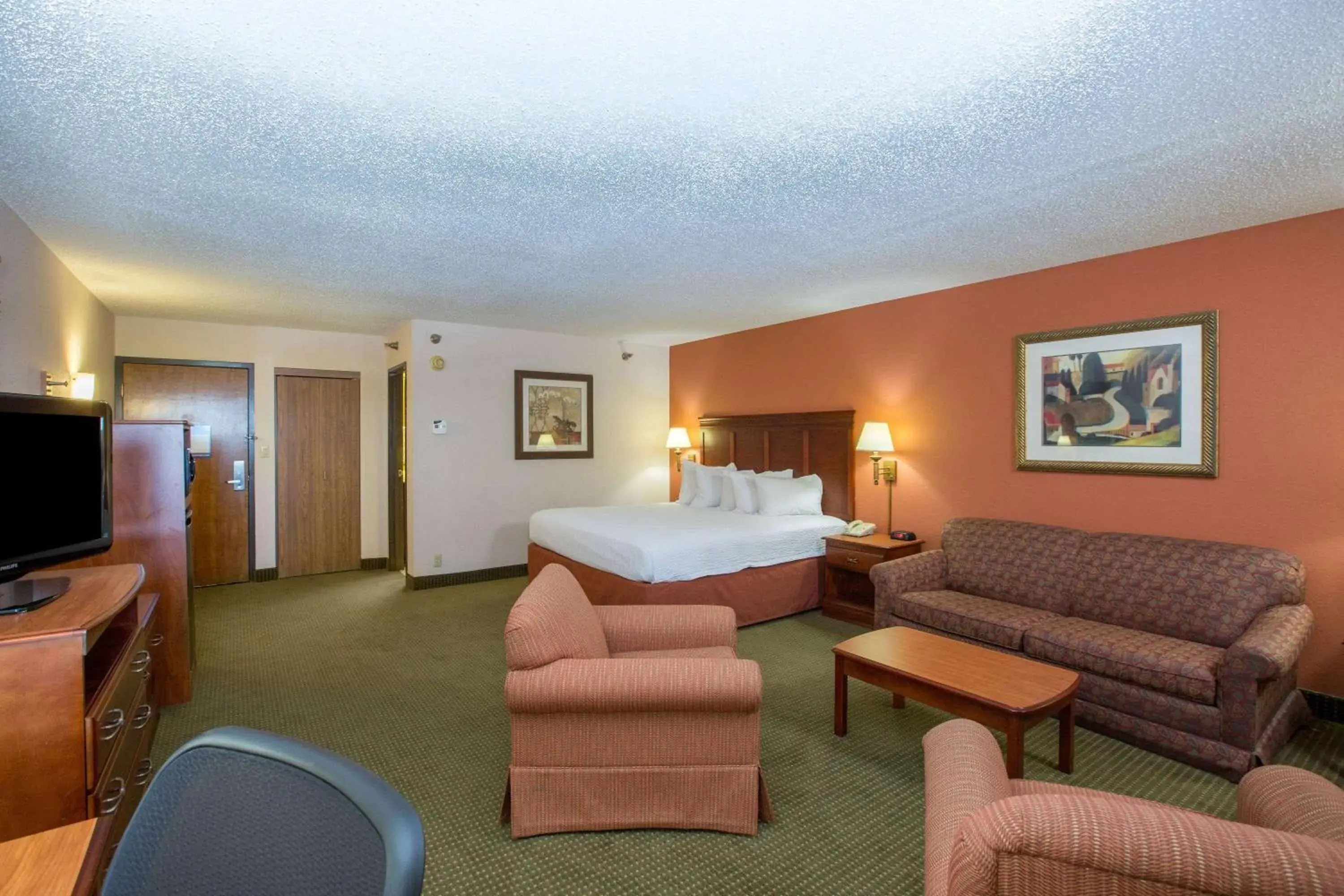 King Room - Mobility Access/Non-Smoking in AmericInn by Wyndham Omaha King Room - Mobility Access/Non-Smoking in AmericInn by Wyndham Omaha