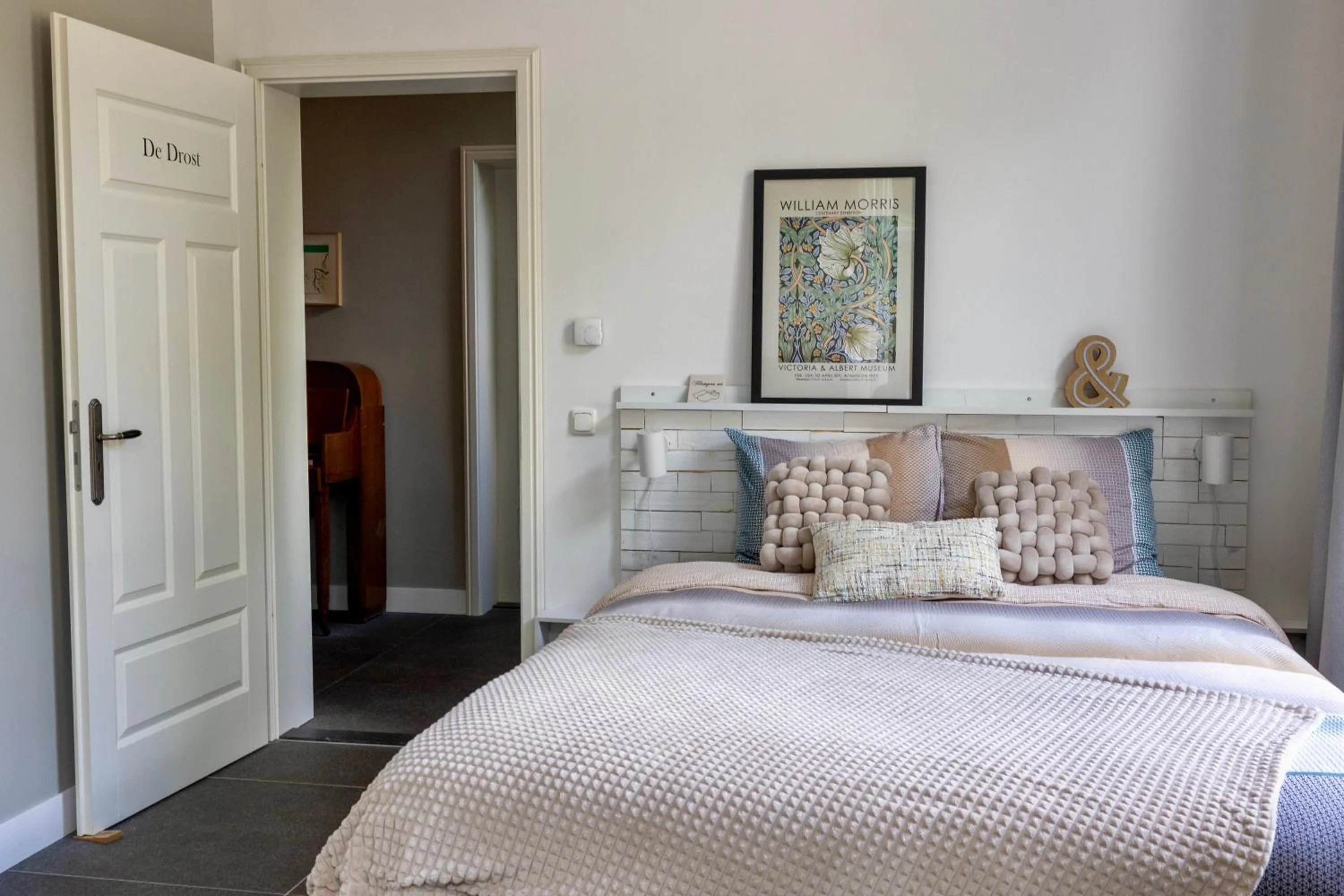 Bed in "In de Kloosterhof" Gratis privé parkeren