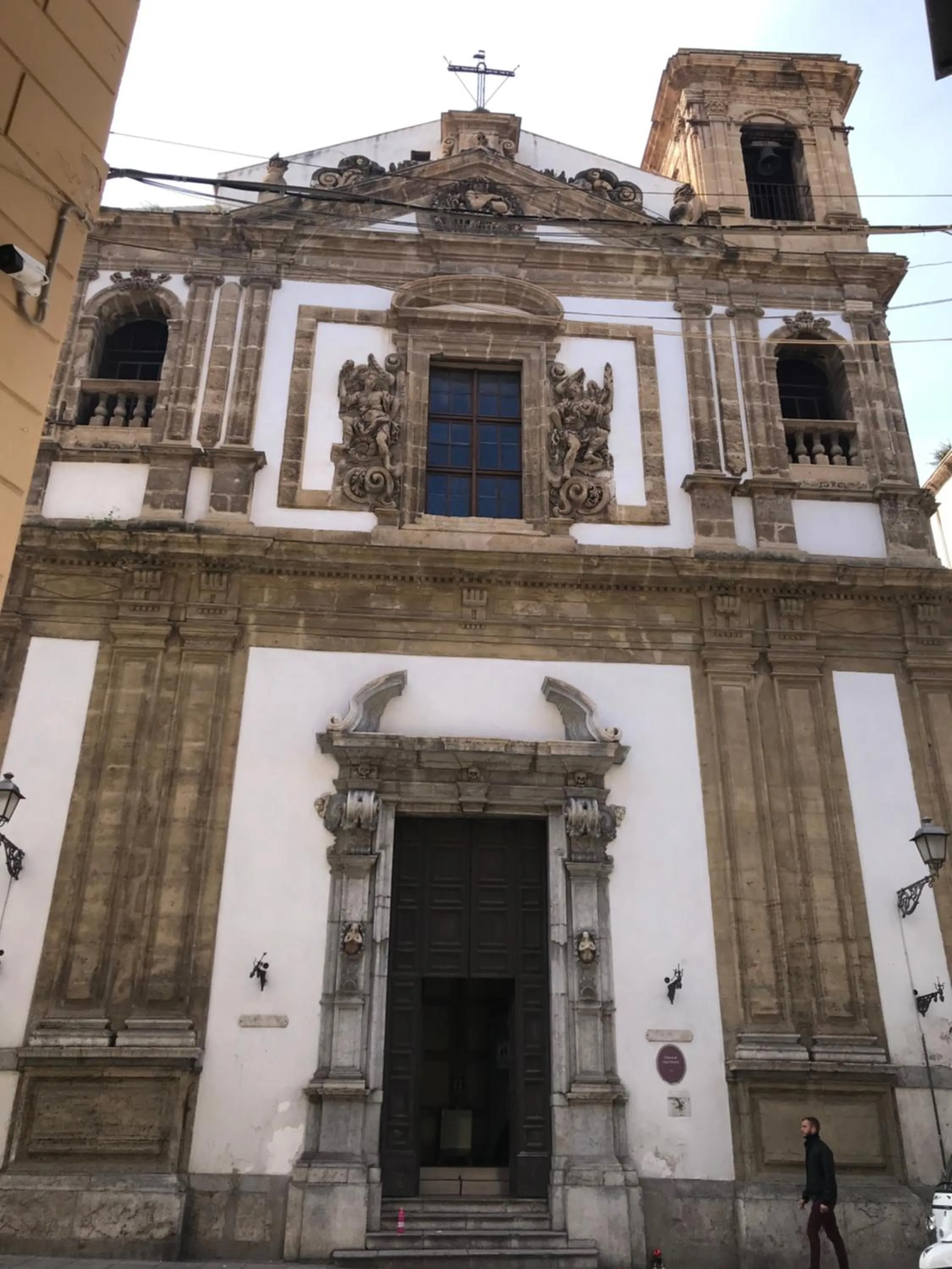 Nearby landmark in Ai Tre Mercati