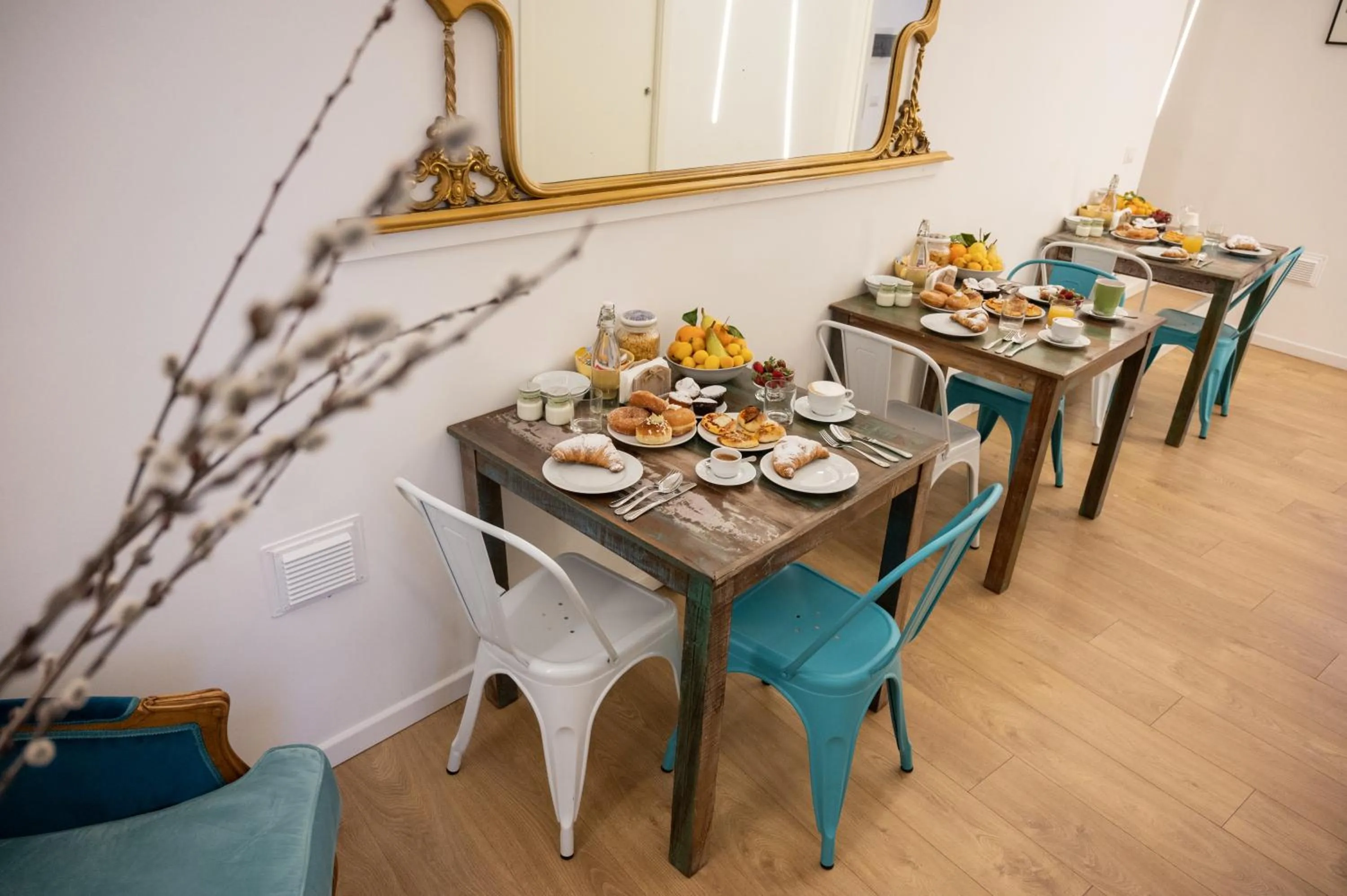 Decorative detail in Ai Tre Mercati