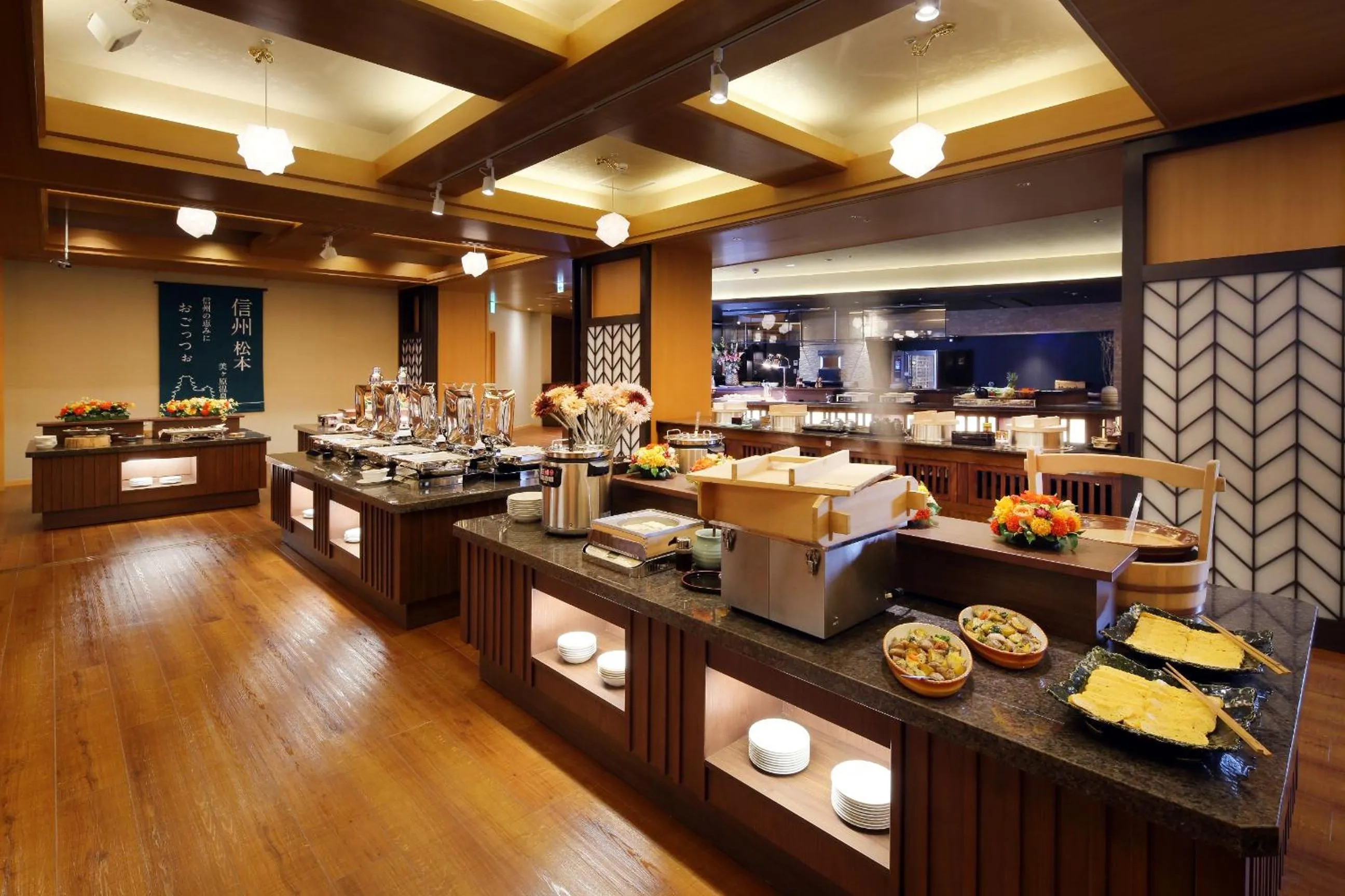 Restaurant/places to eat in Shoho