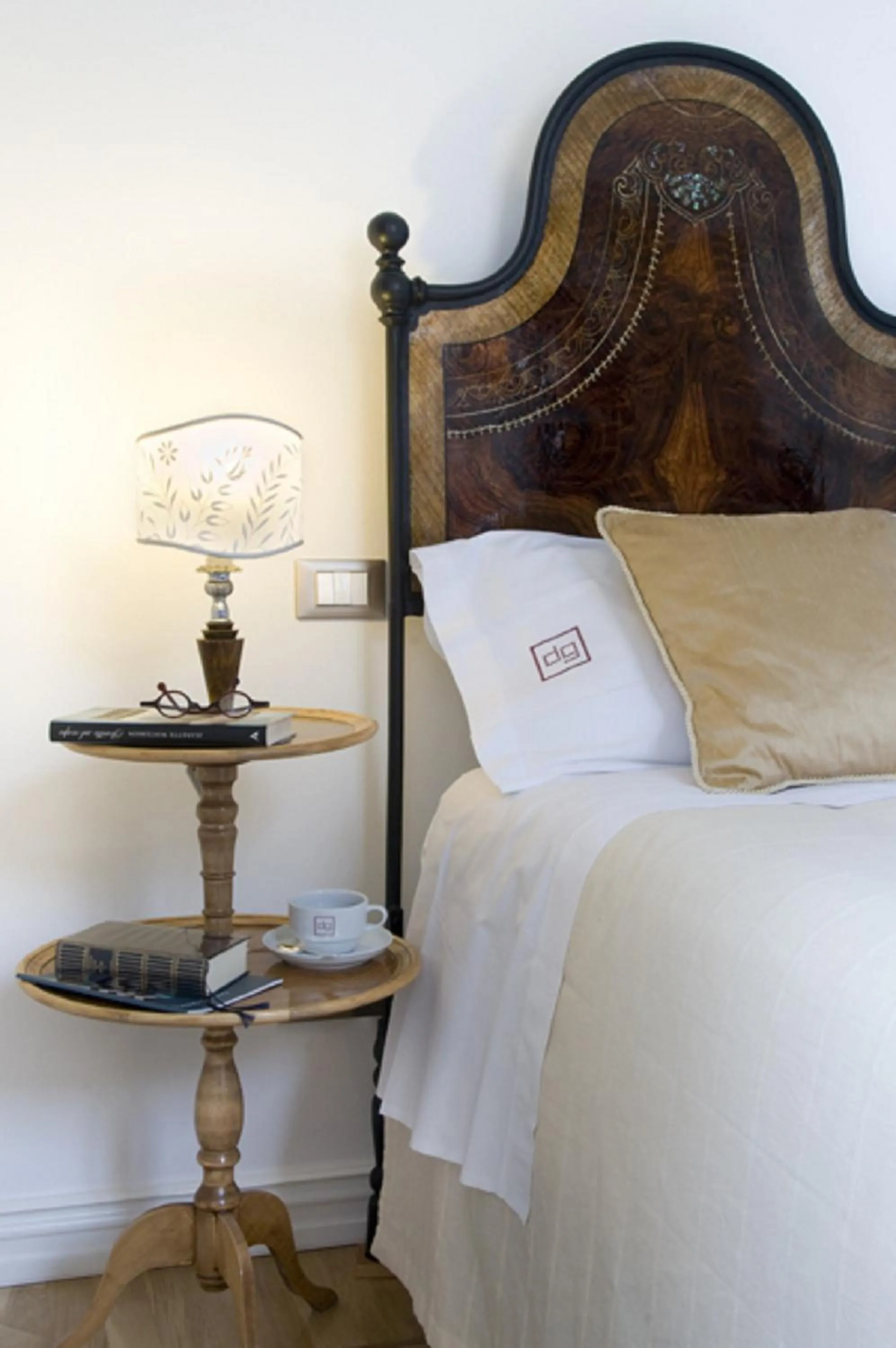 Decorative detail, Bed in Palazzo De Giorgi B&B