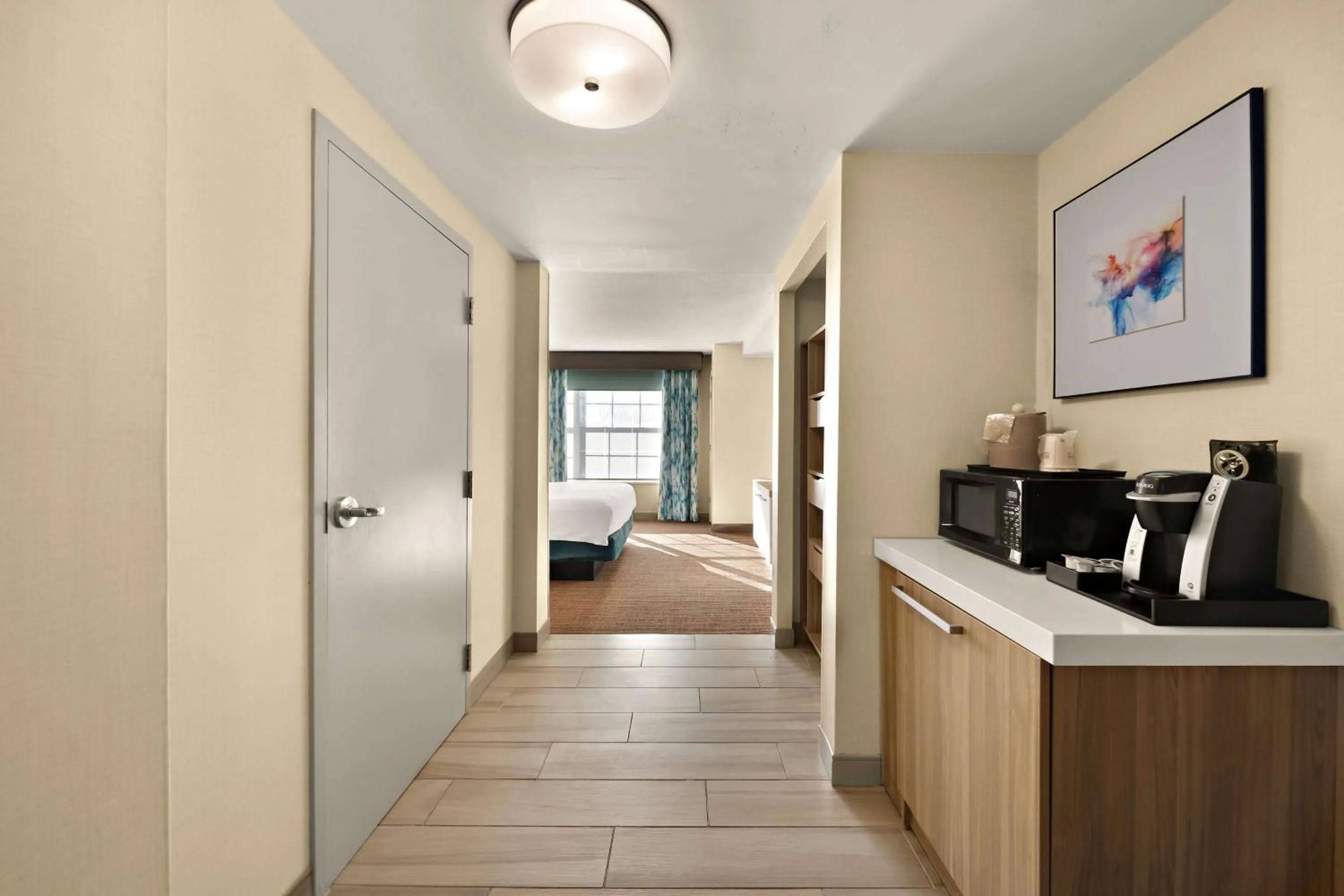 Photo of the whole room in Hilton Garden Inn Williamsburg