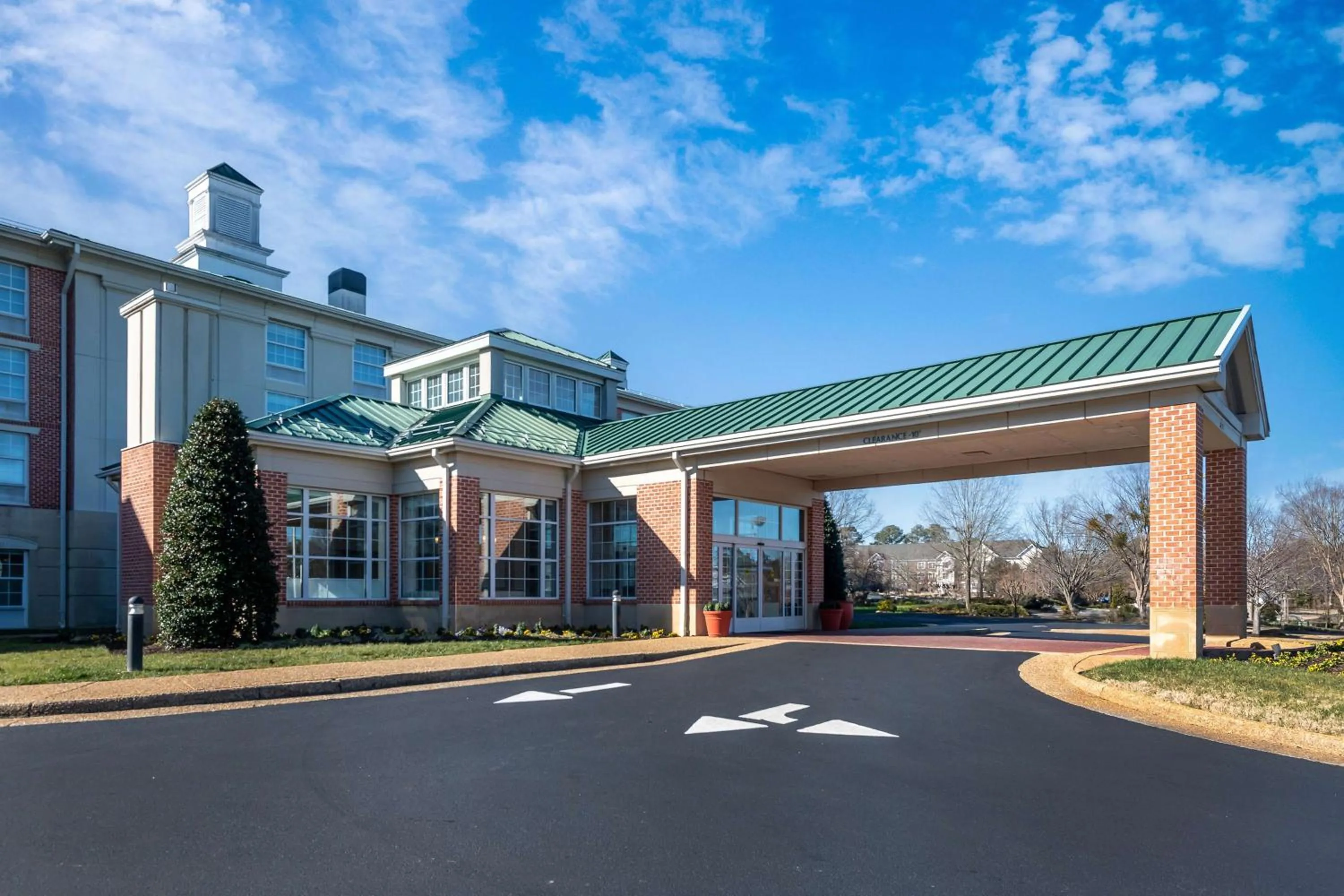 Property building in Hilton Garden Inn Williamsburg