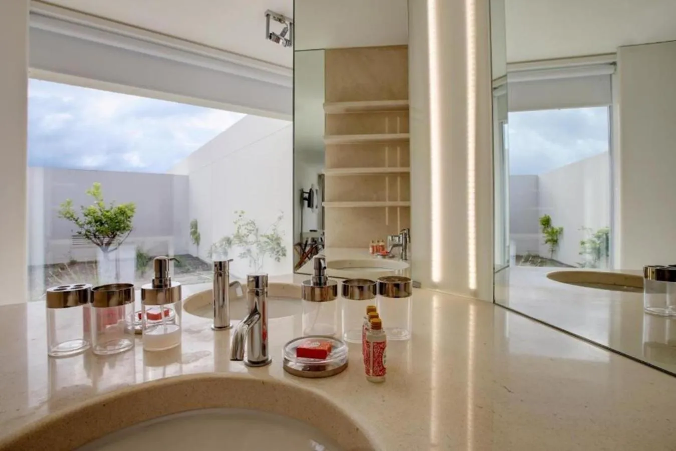 Bathroom in Bom Sucesso Resort