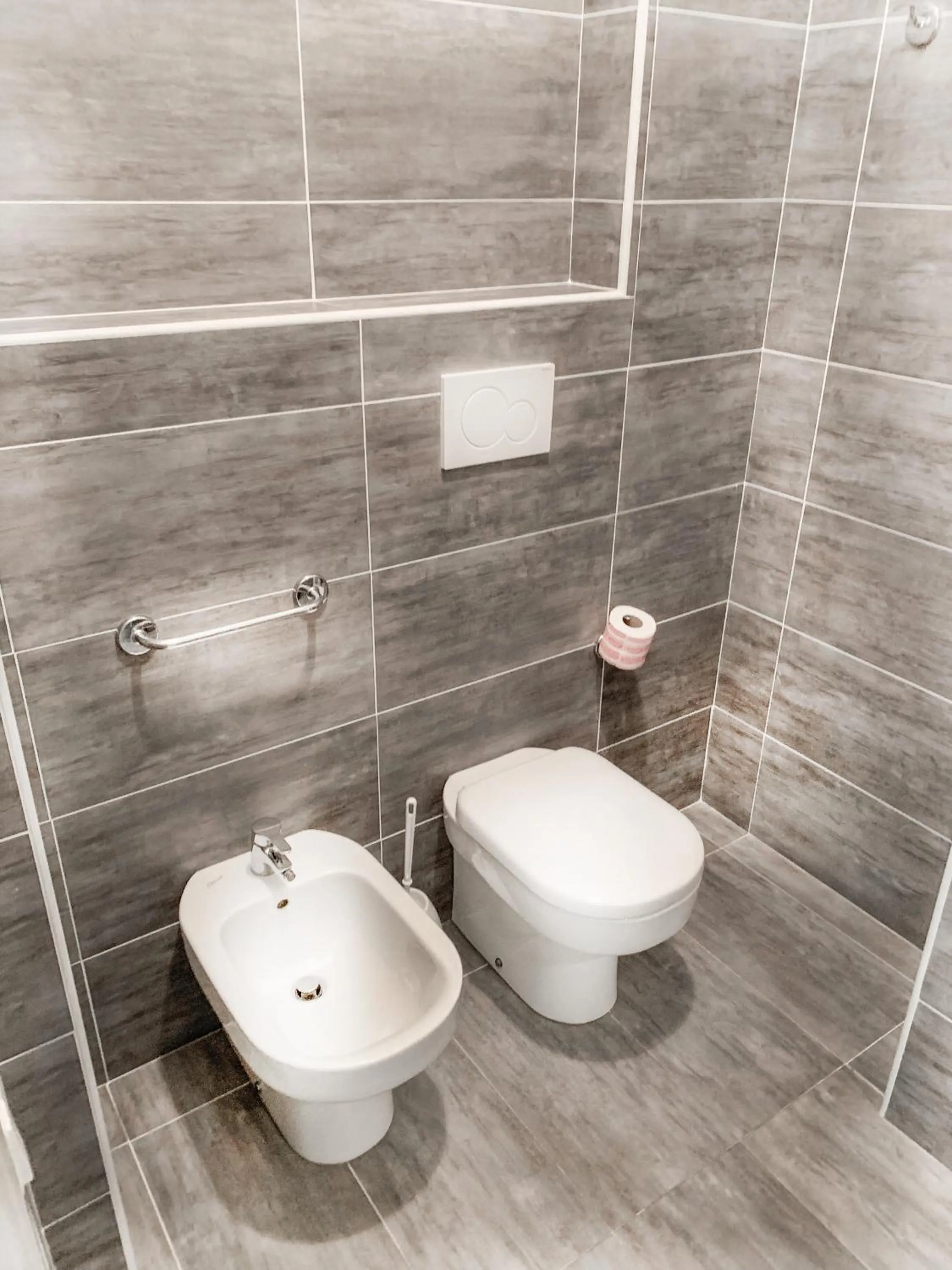 Bathroom in Hotel President's