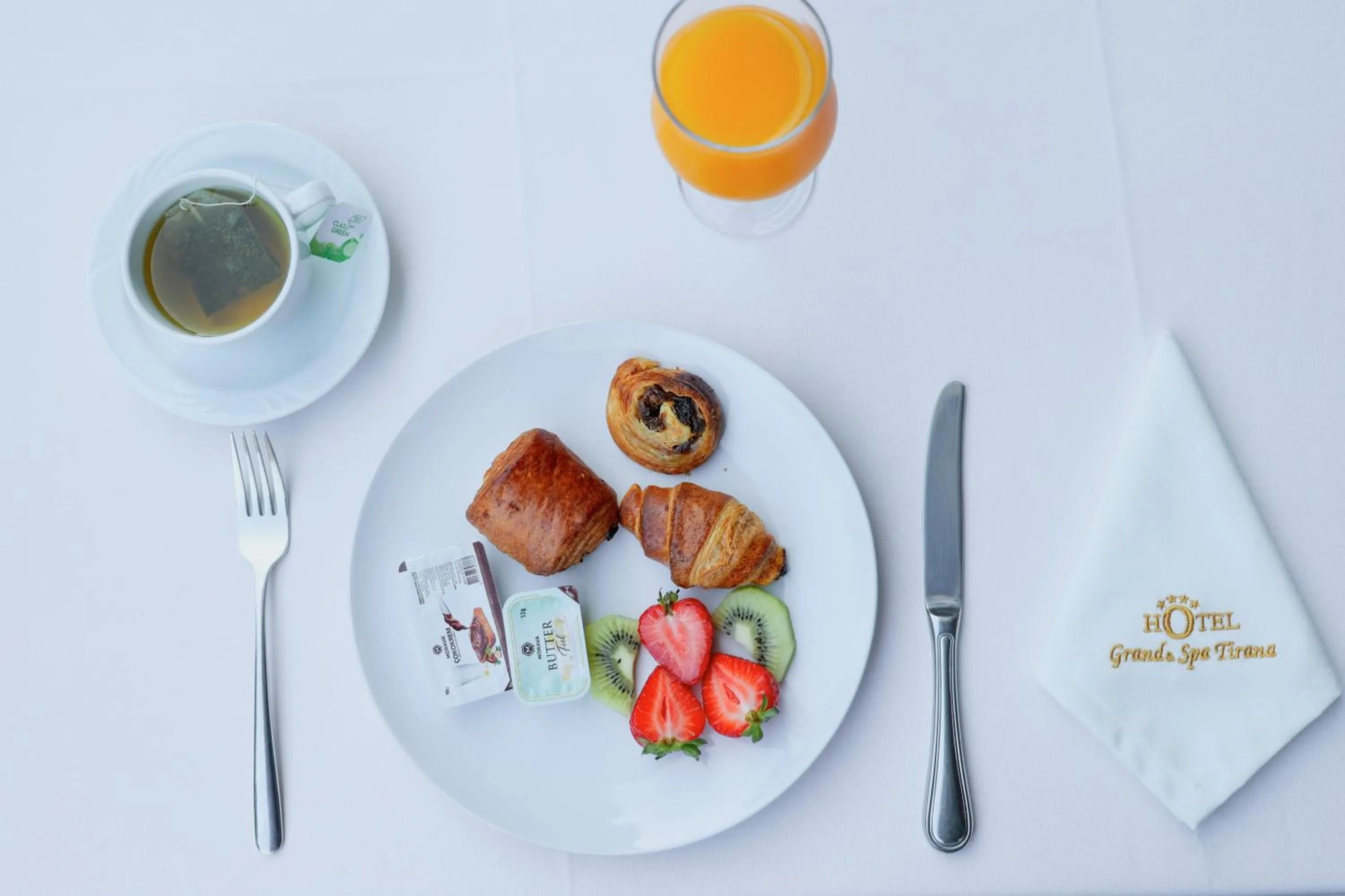 Breakfast in Grand Hotel & Spa Tirana