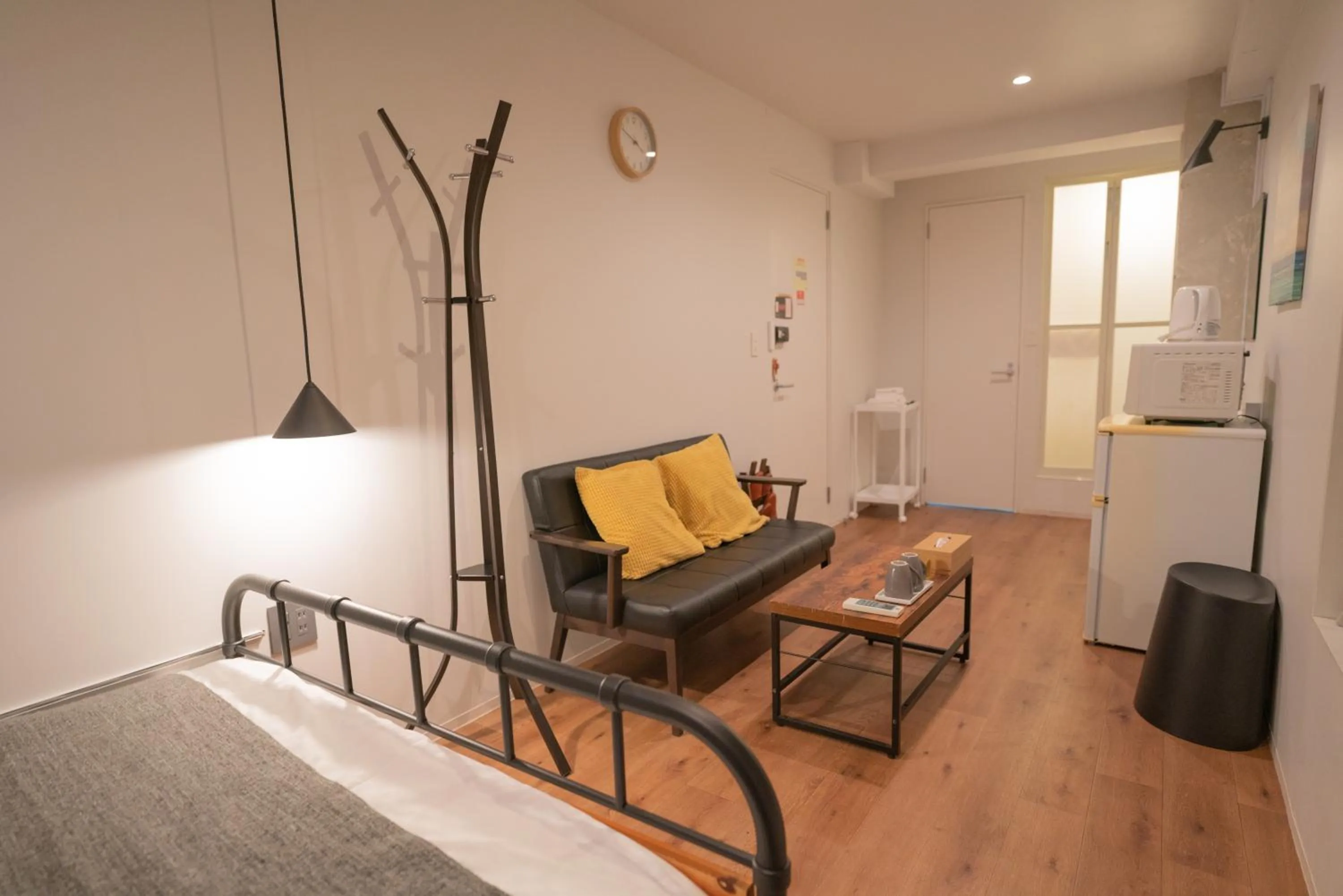 Bed in Yeah Room Namba