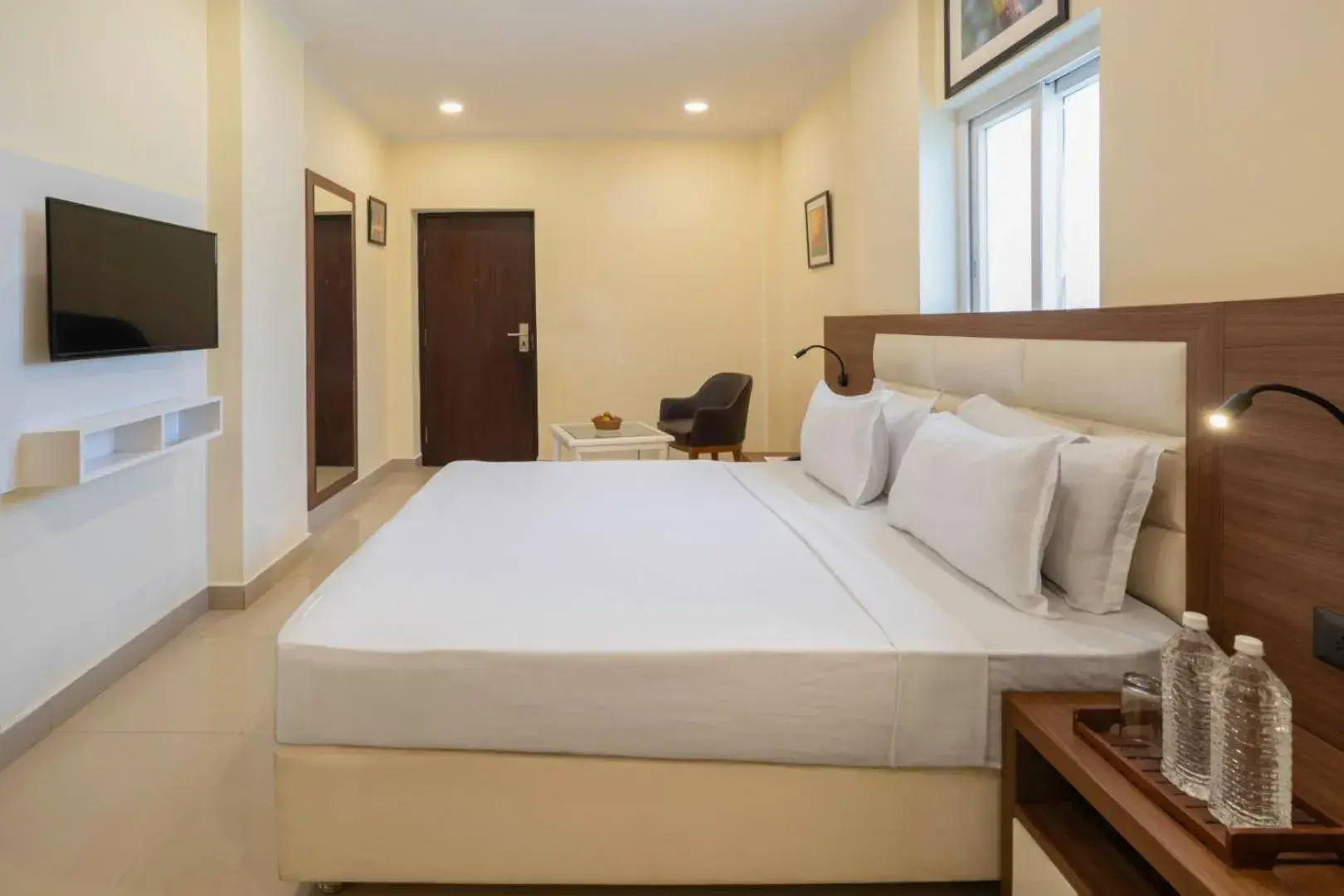 Executive Room in Clarks Inn Bhowali, Nainital Executive Room in Clarks Inn Bhowali, Nainital
