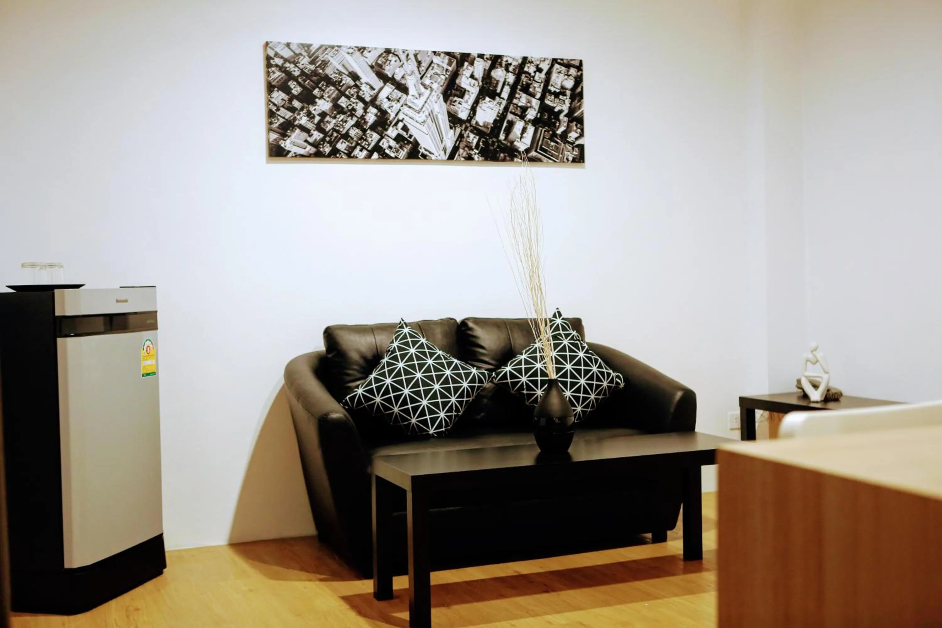 Living room in The Resto