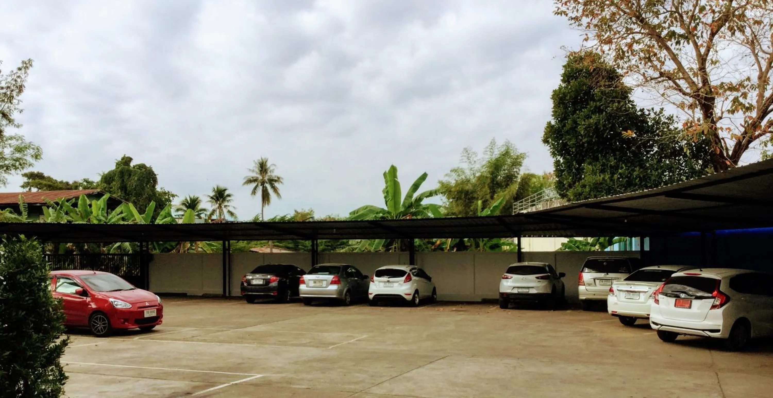 Area and facilities in The Resto