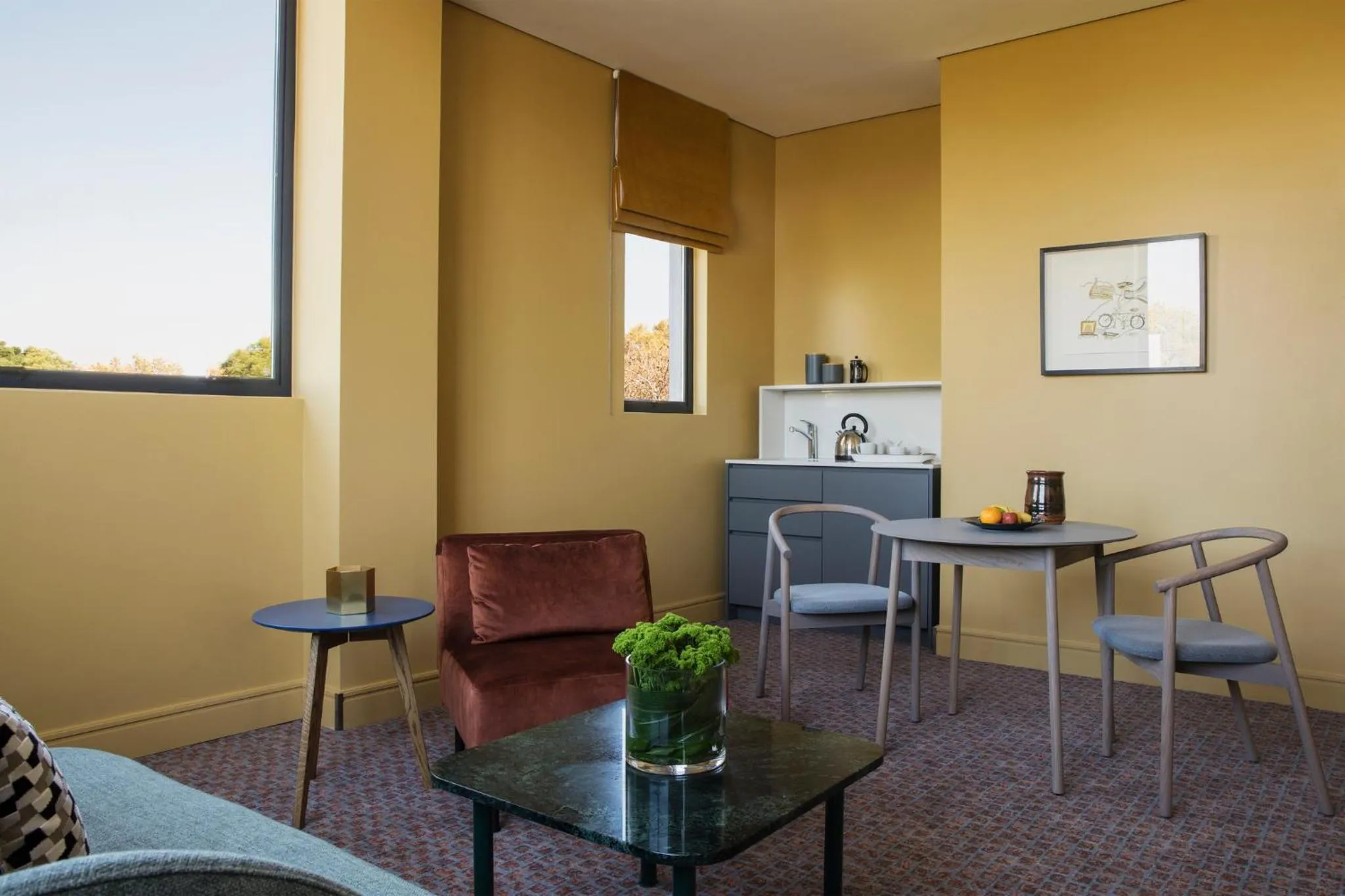 Bed in Home Suite Hotels Rosebank