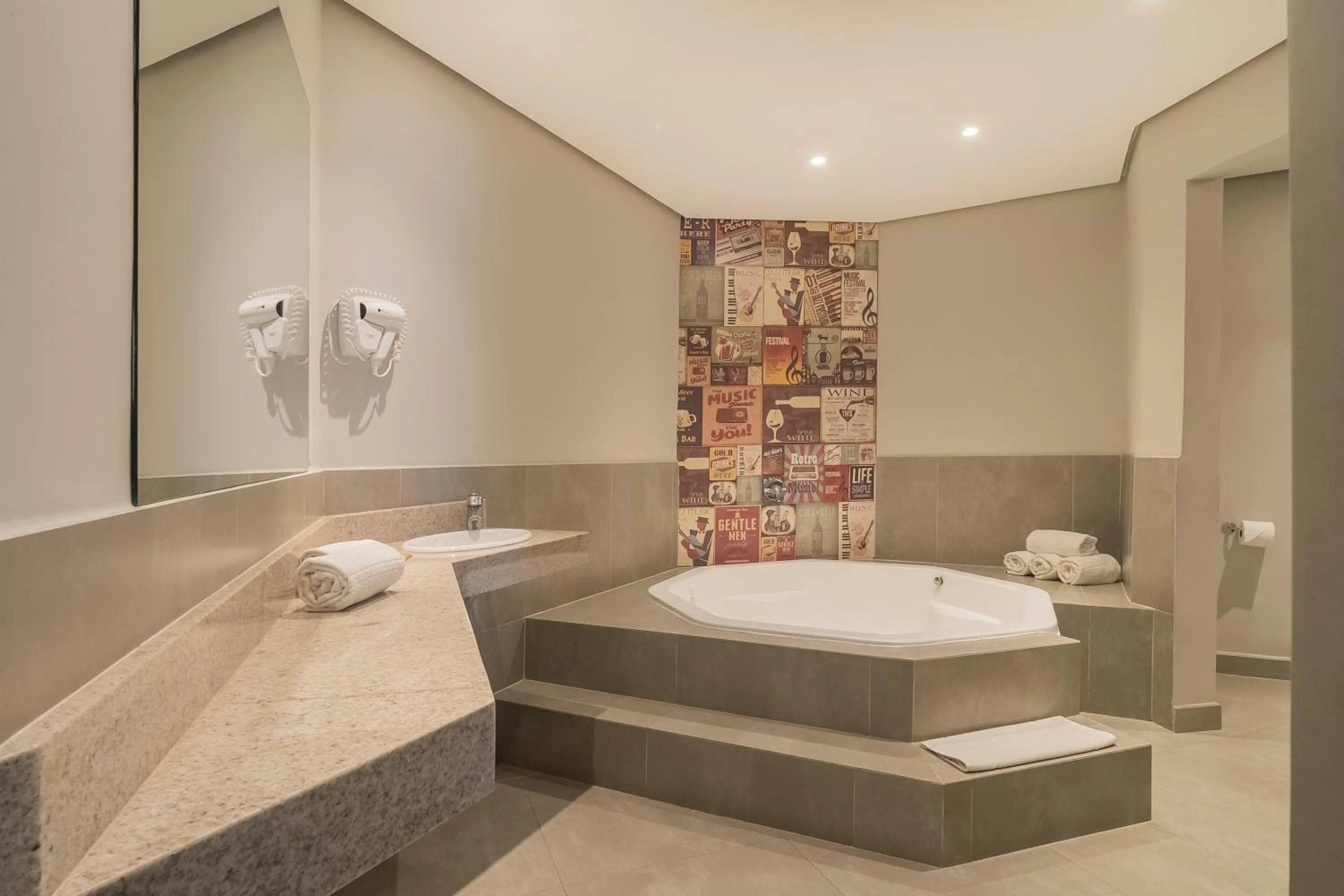 Hot Tub in ibis Styles Sorocaba Santa Rosalia