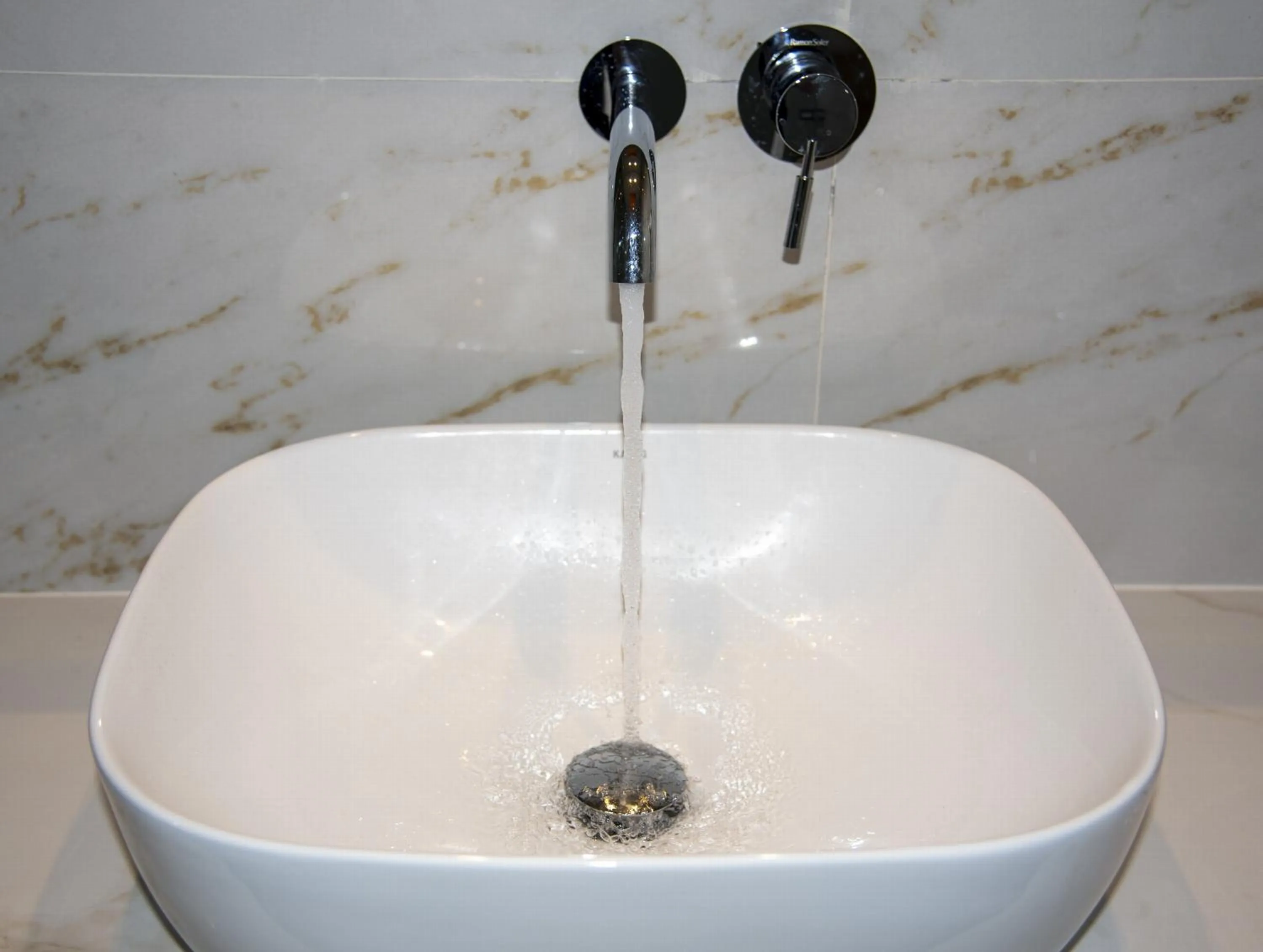 Vantaris Luxury Beach Resort