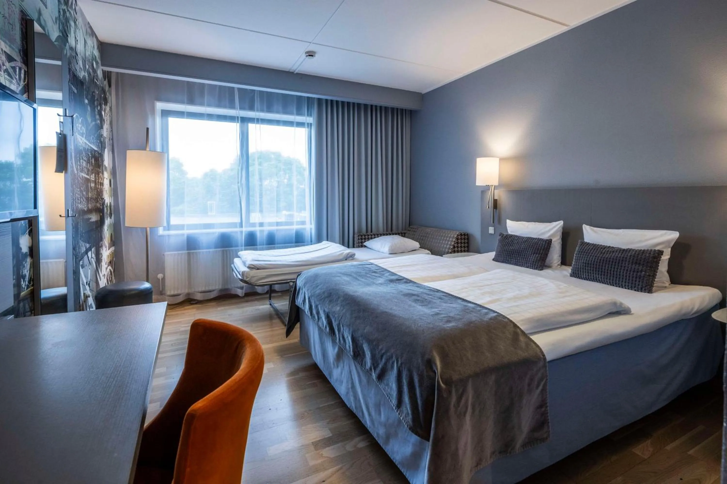 Bedroom, Bed in Scandic Kolding