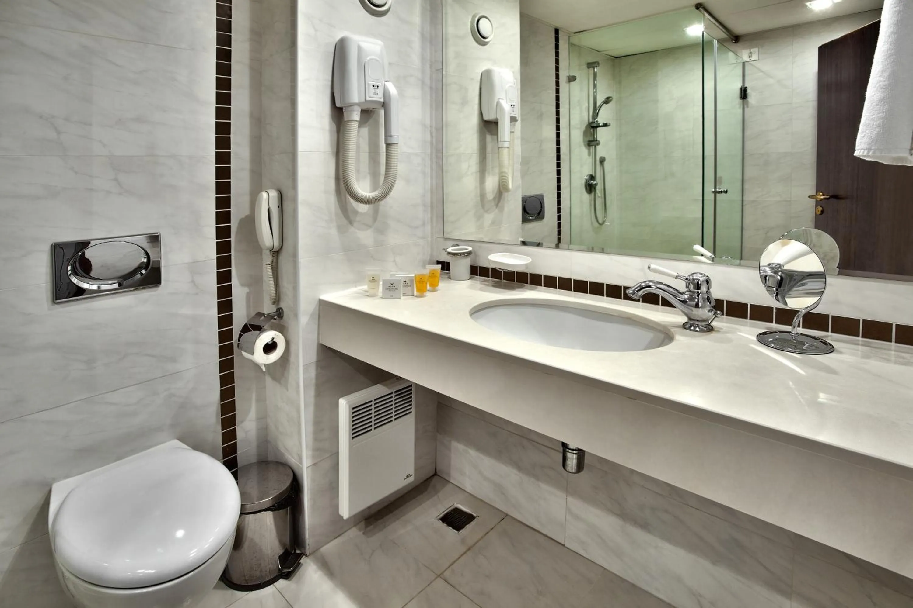 Bathroom in Interhotel Sandanski