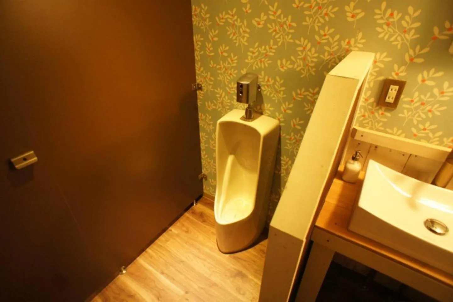 Bathroom in Saku Cafe