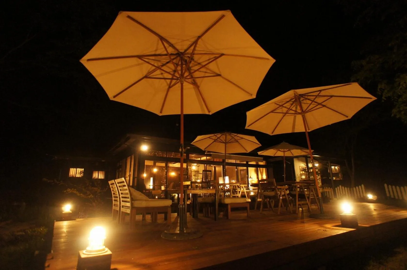 Facade/entrance in Saku Cafe