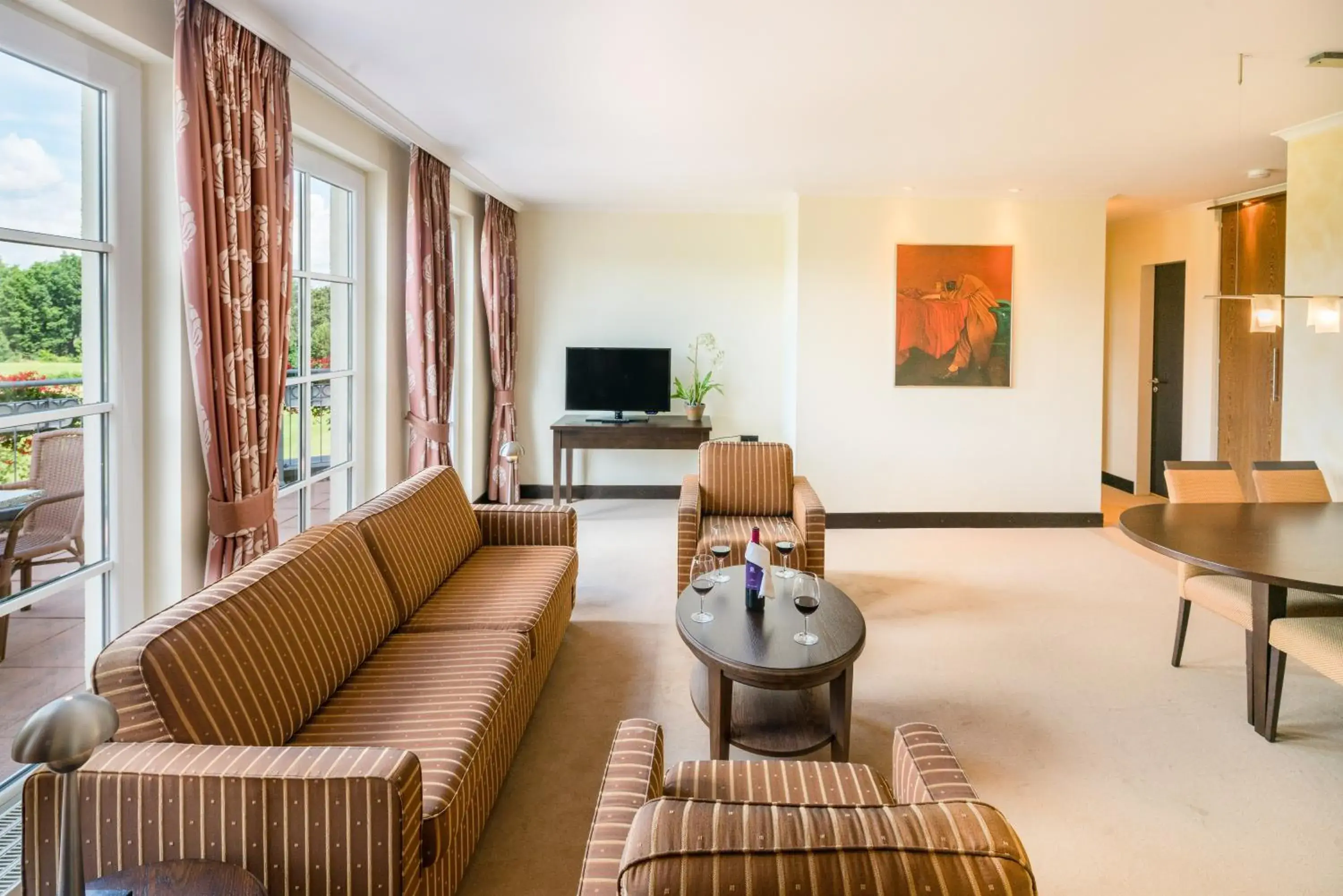 Two-Bedroom Suite - single occupancy - Castanea (4 Adults) in Castello Apartments Two-Bedroom Suite - single occupancy - Castanea (4 Adults) in Castello Apartments