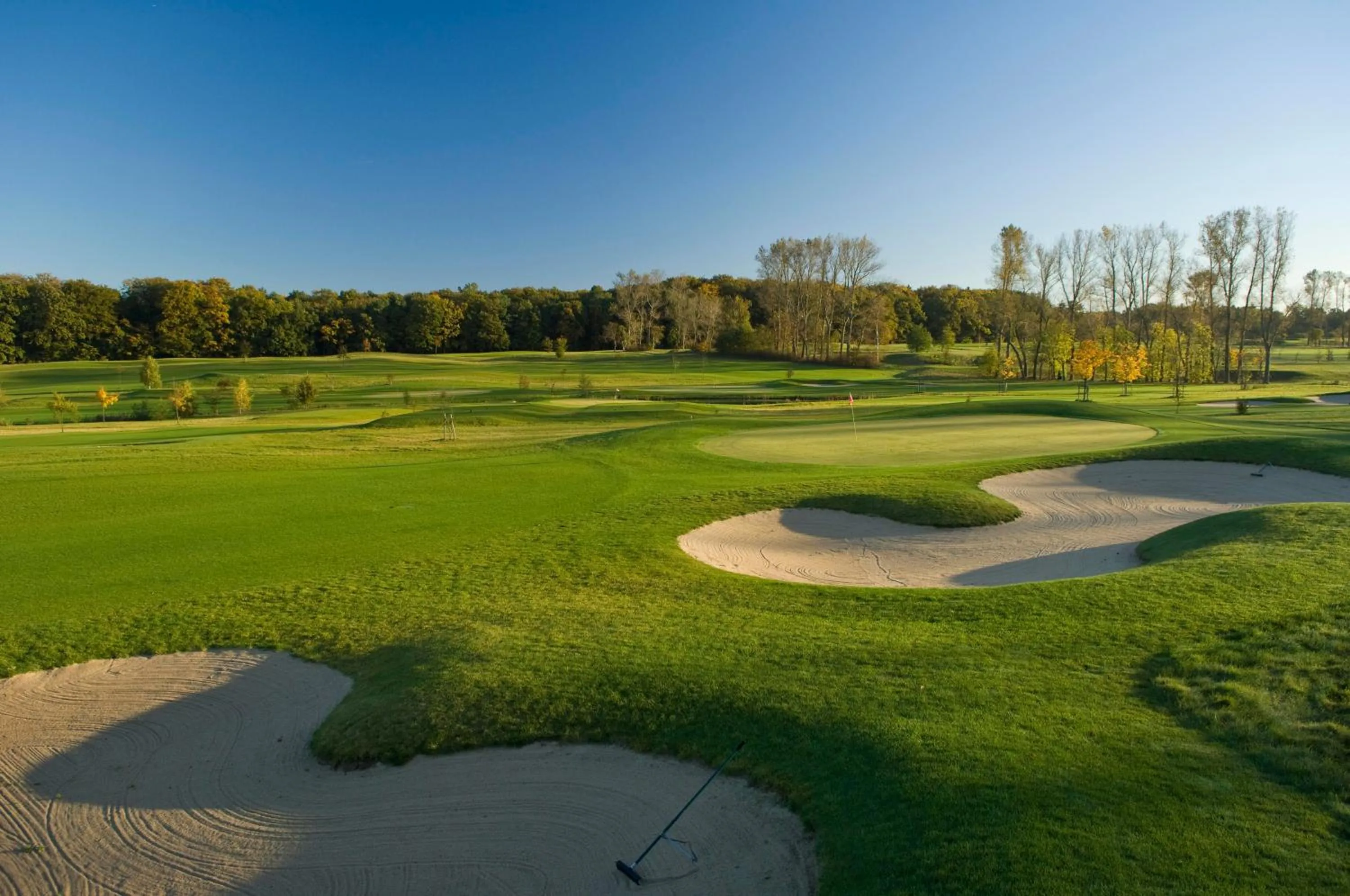 Golfcourse in Castello Apartments