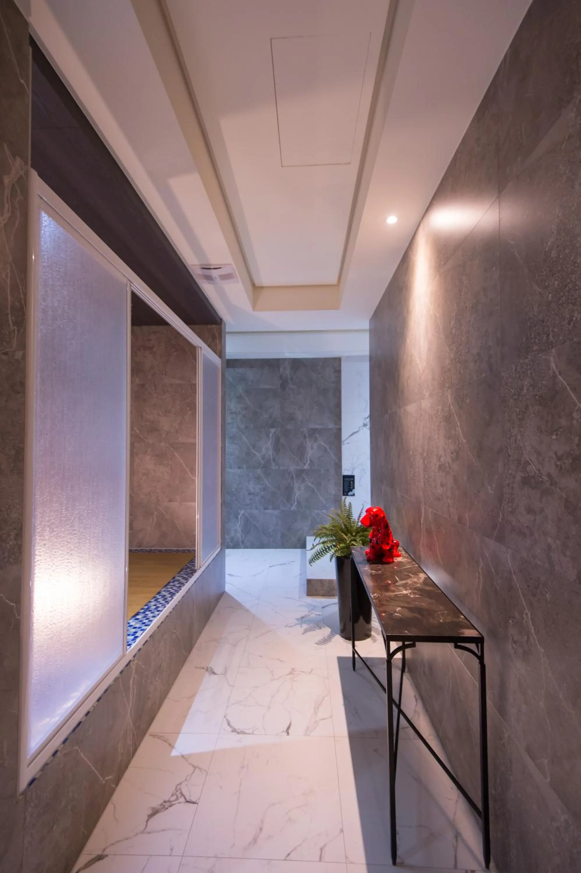 Bed in J Moon Villa Motel