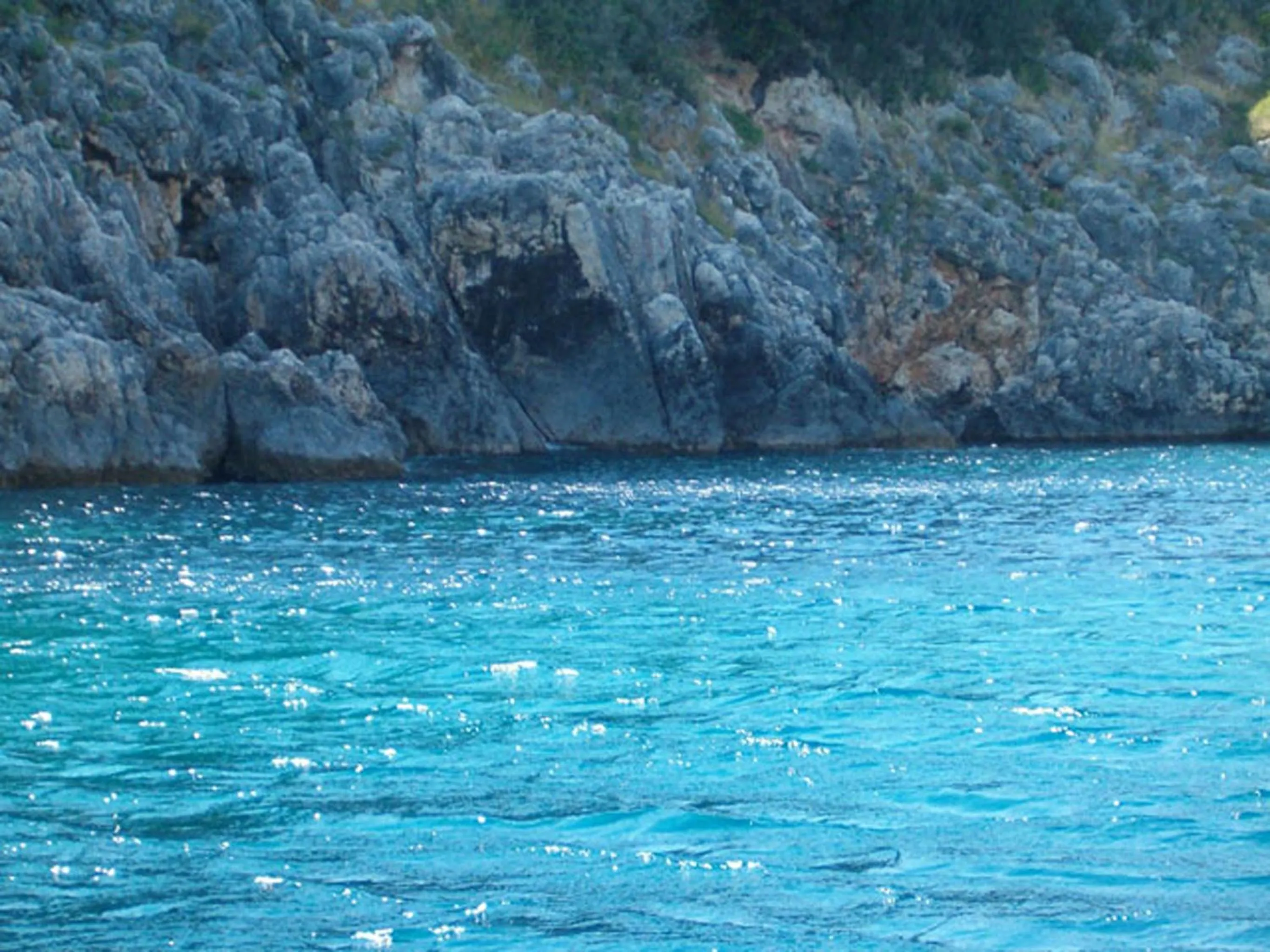 Beach in Il Falco e Il Gabbiano