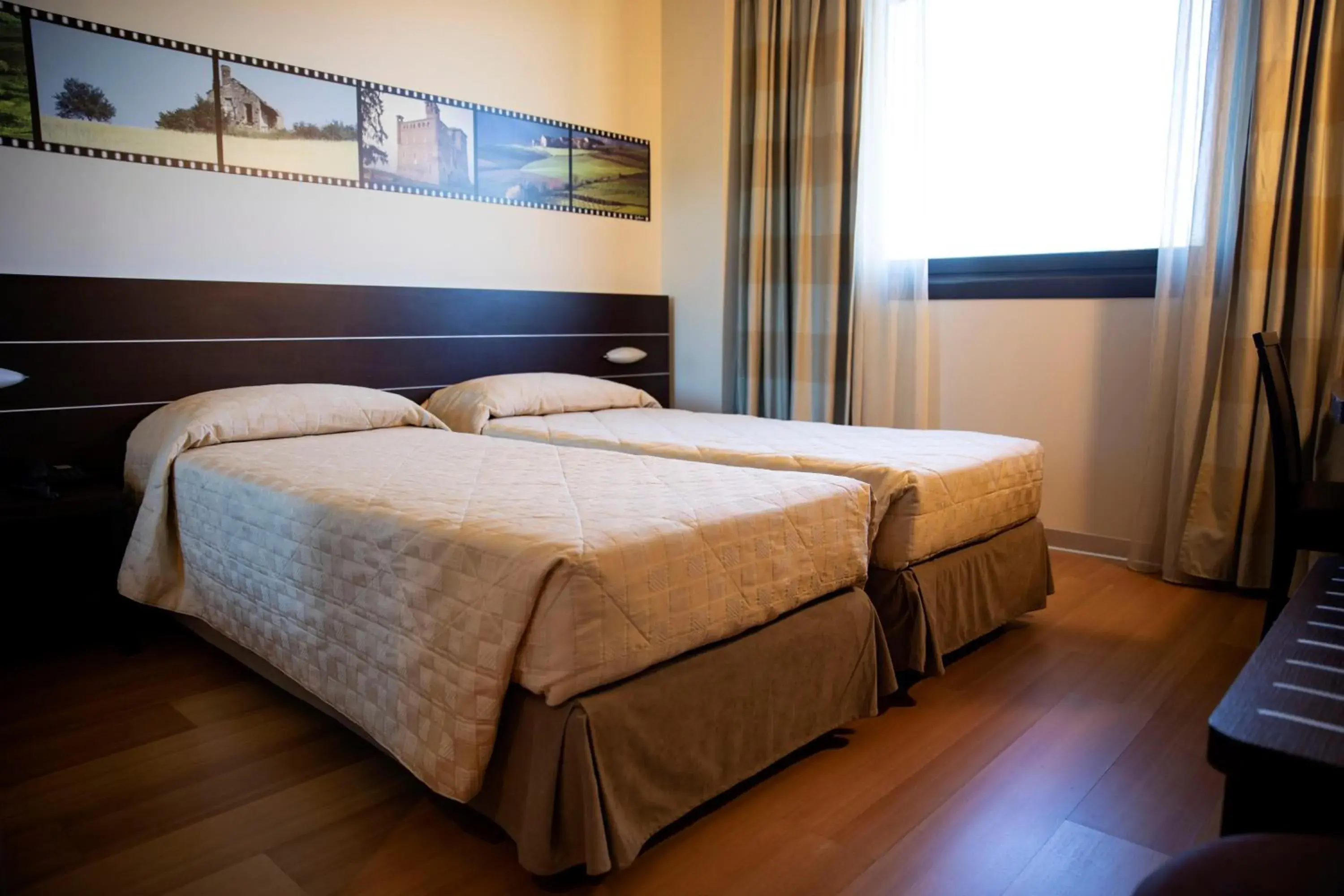 Twin Room - single occupancy in Castahotel Twin Room - single occupancy in Castahotel