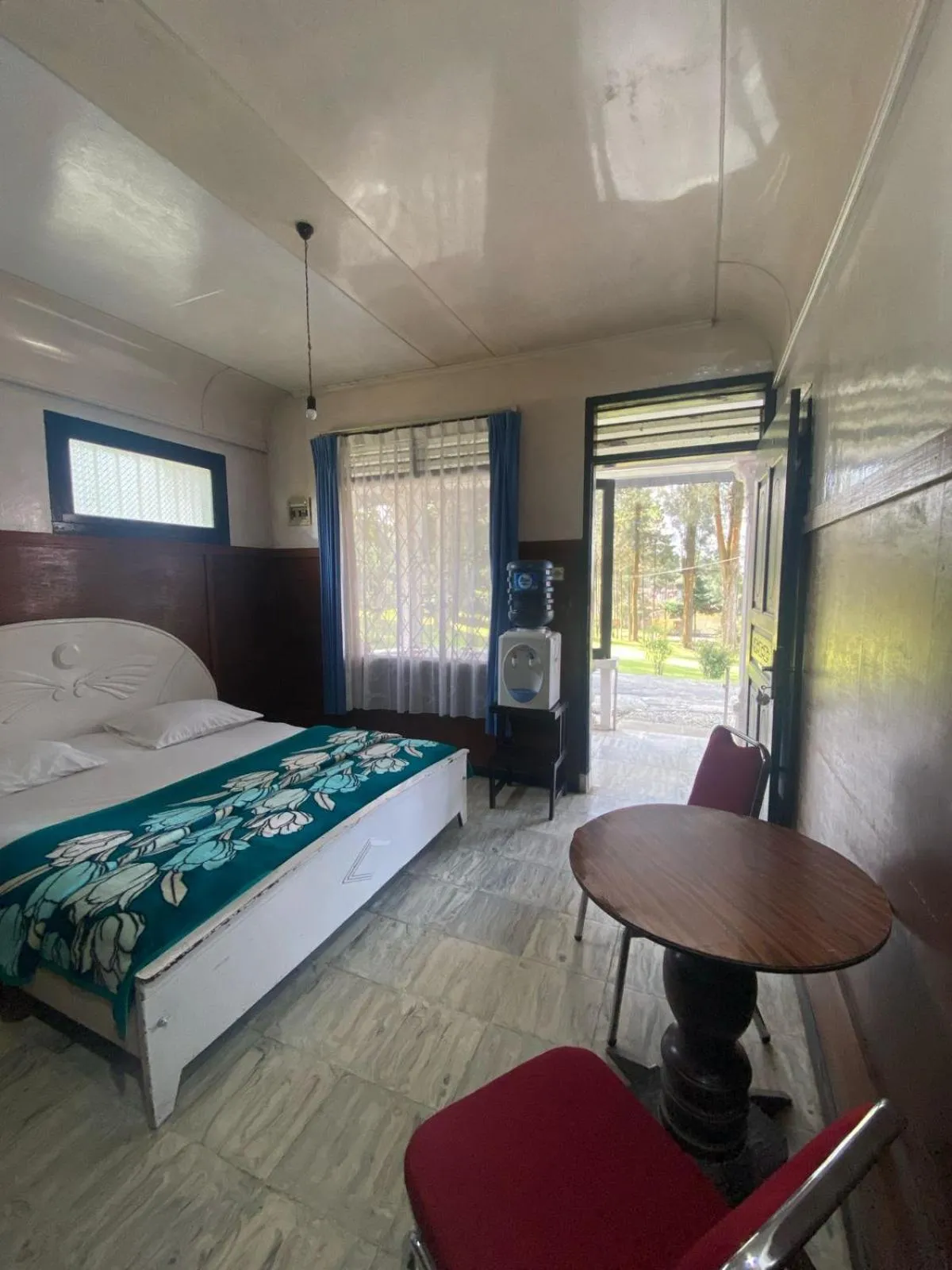 Bed in Sibayak Multinational Rest House