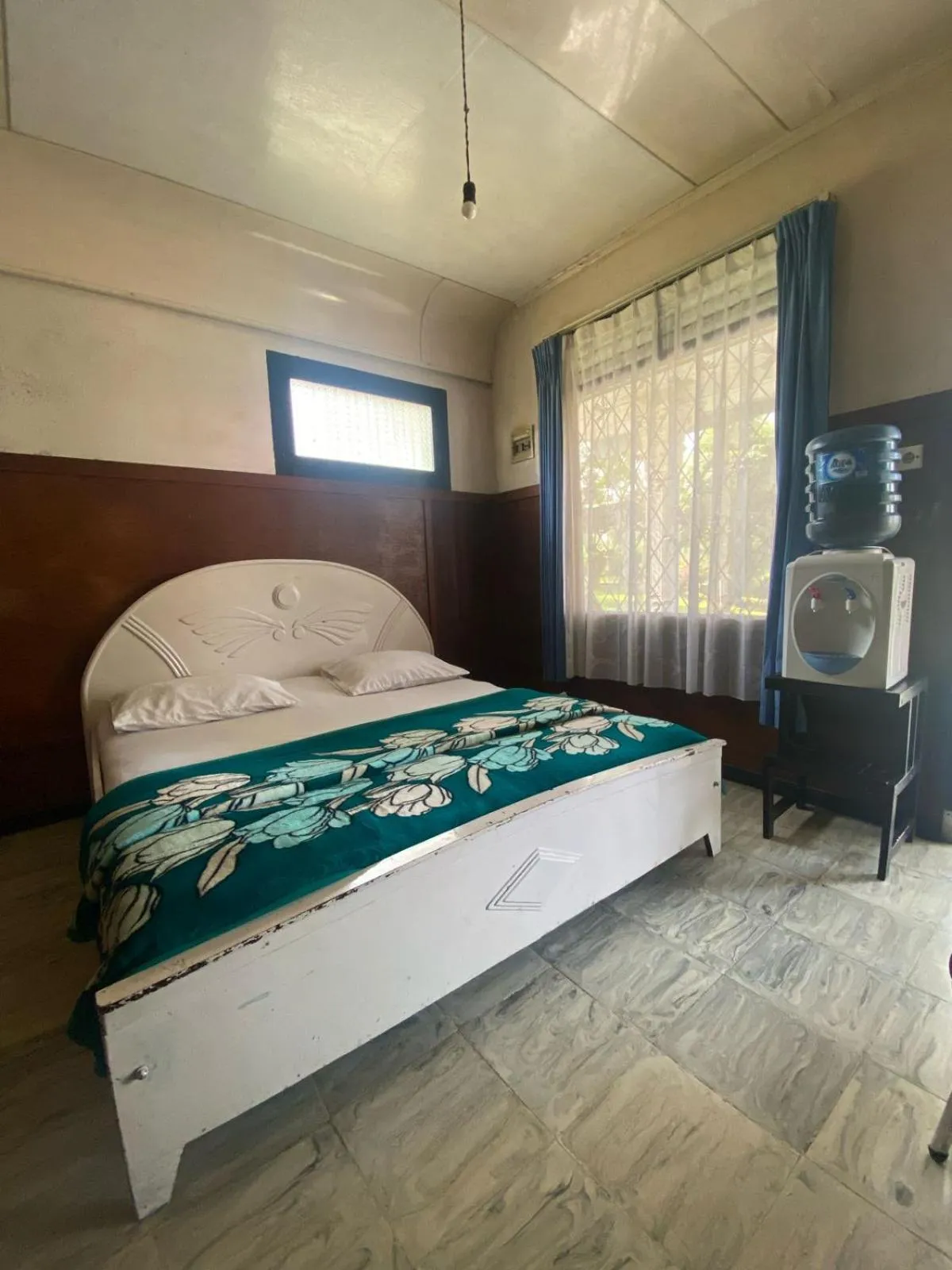 Bed in Sibayak Multinational Rest House