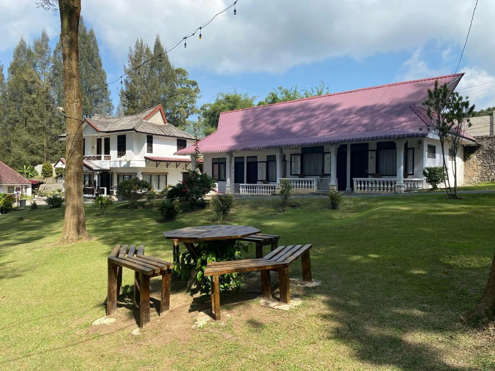 Sibayak Multinational Rest House