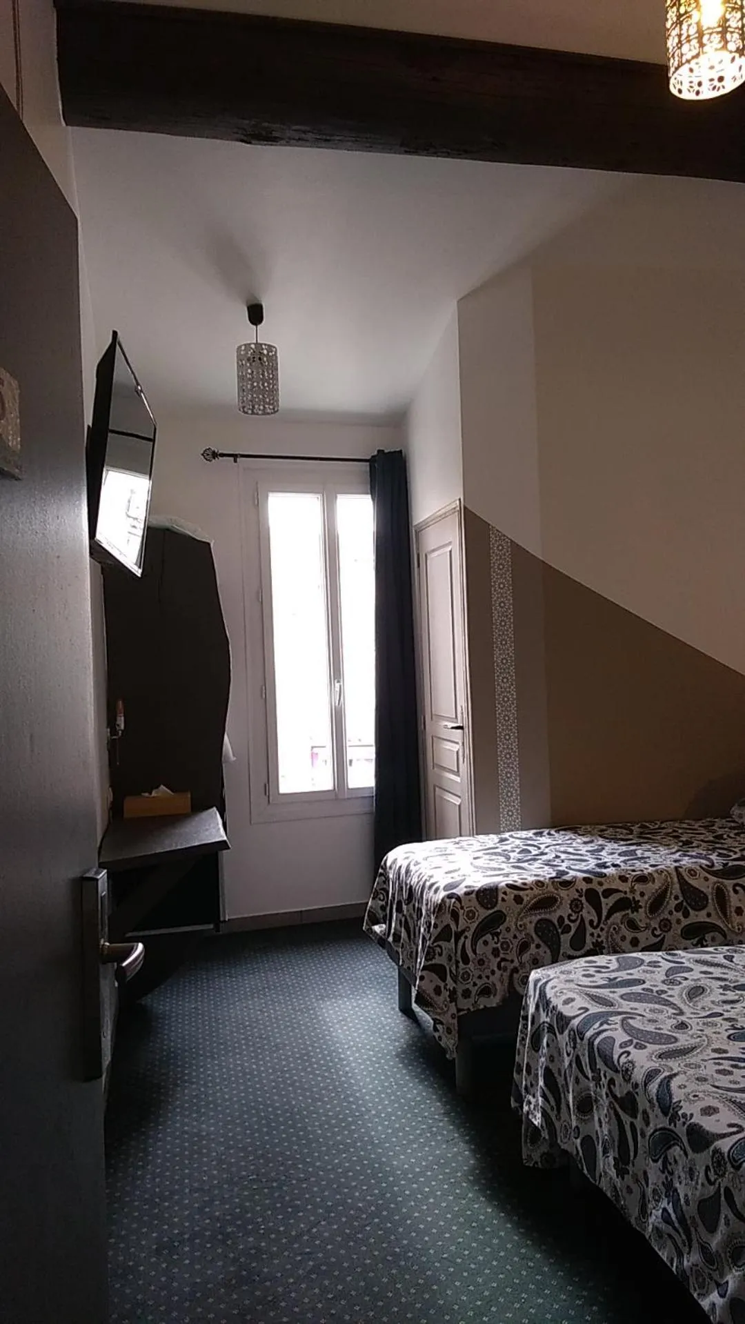 Photo of the whole room, Bed in Mauguio Center Hôtel