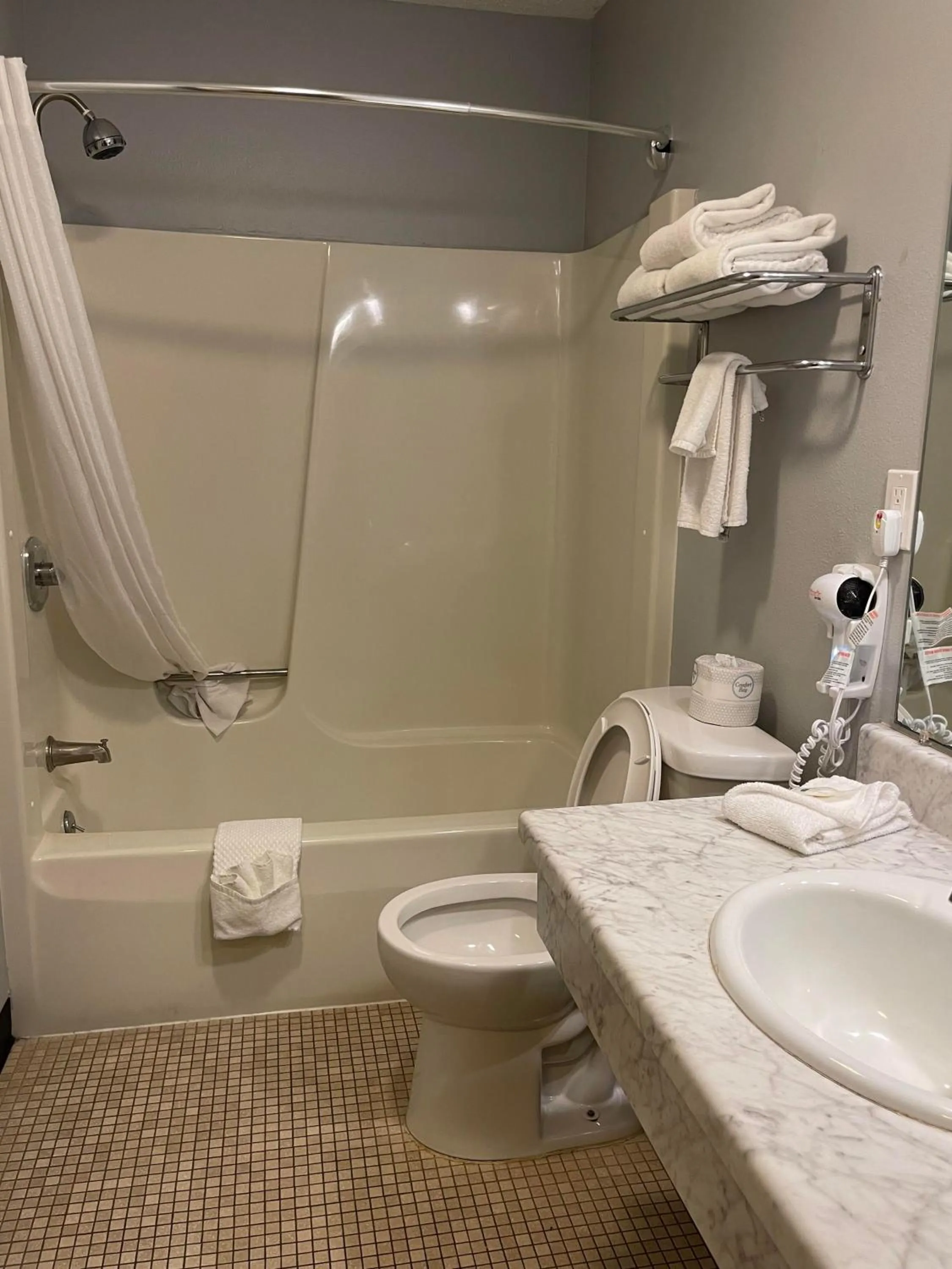 Bathroom in Quality Inn Frontier at US Hwy 30