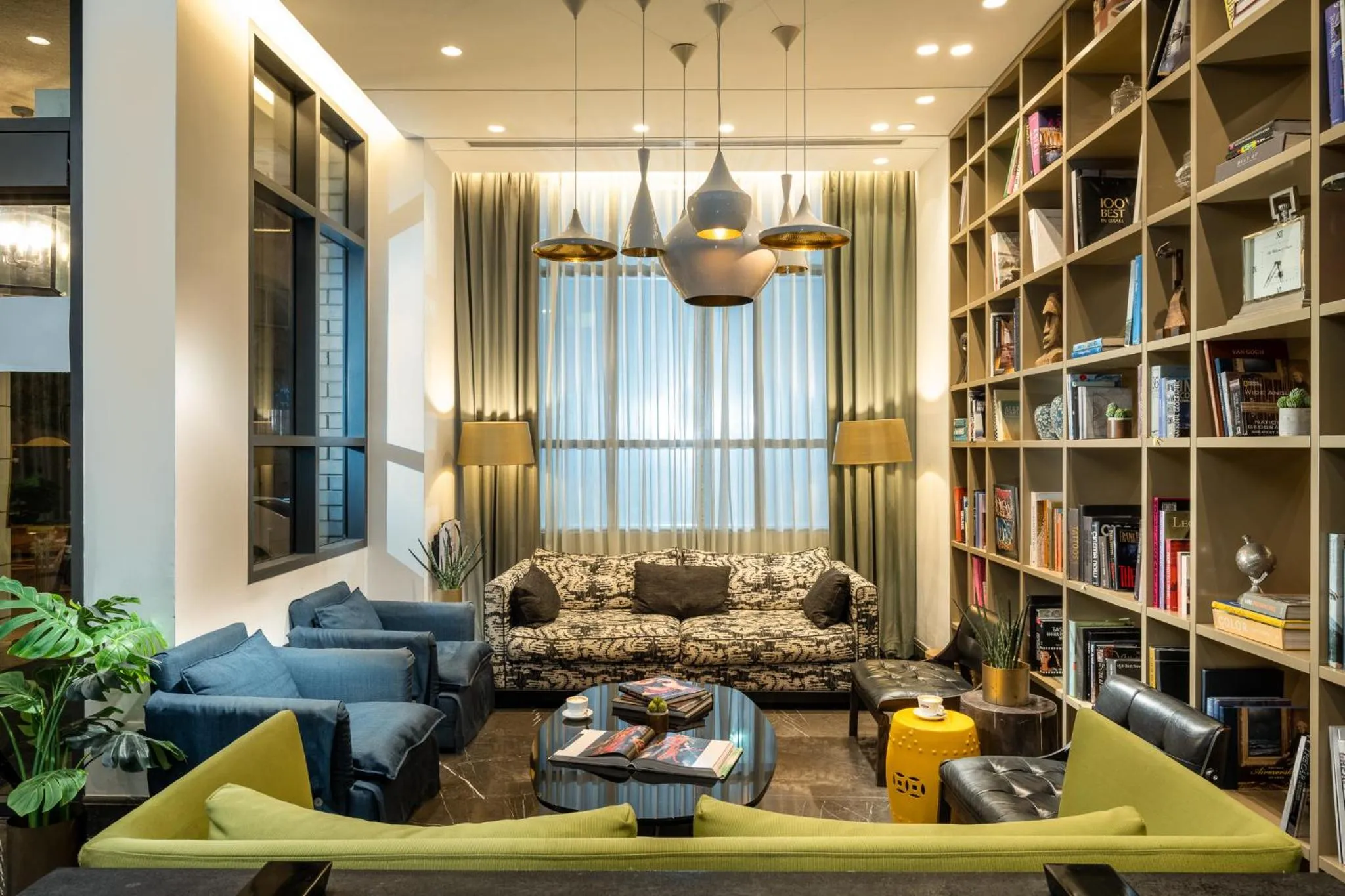 Library in Hotel Indigo Tel Aviv - Diamond District by IHG