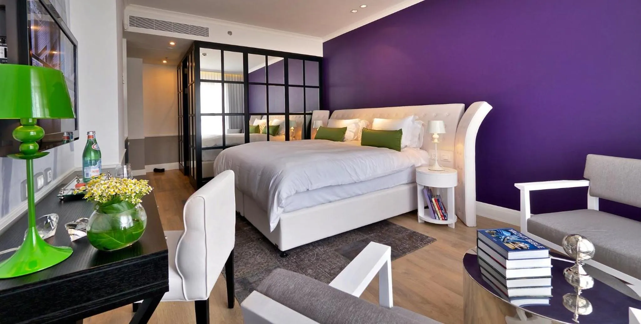 Photo of the whole room, Bed in Hotel Indigo Tel Aviv - Diamond District by IHG