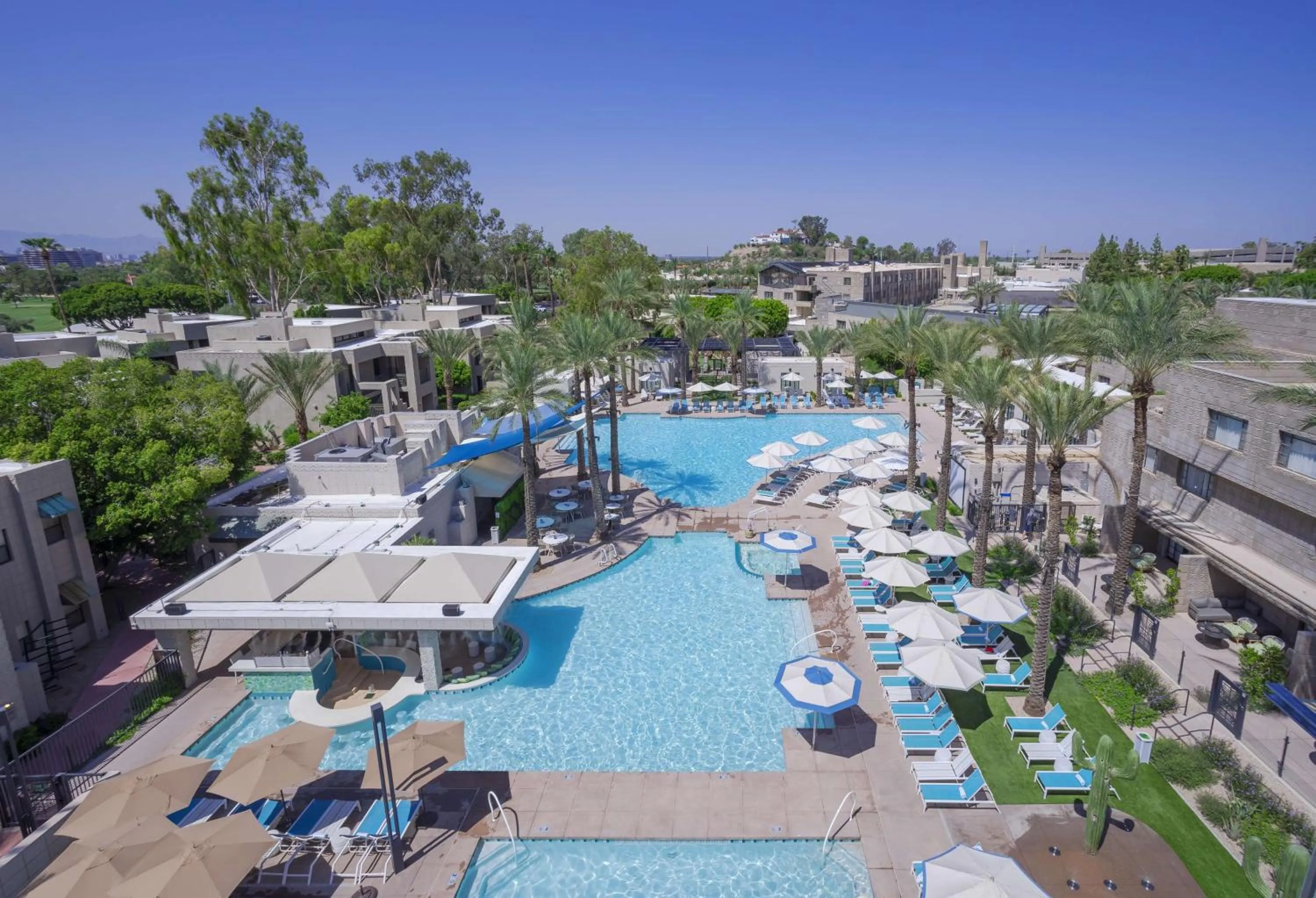 Pool view in Arizona Biltmore, LXR Hotels & Resorts