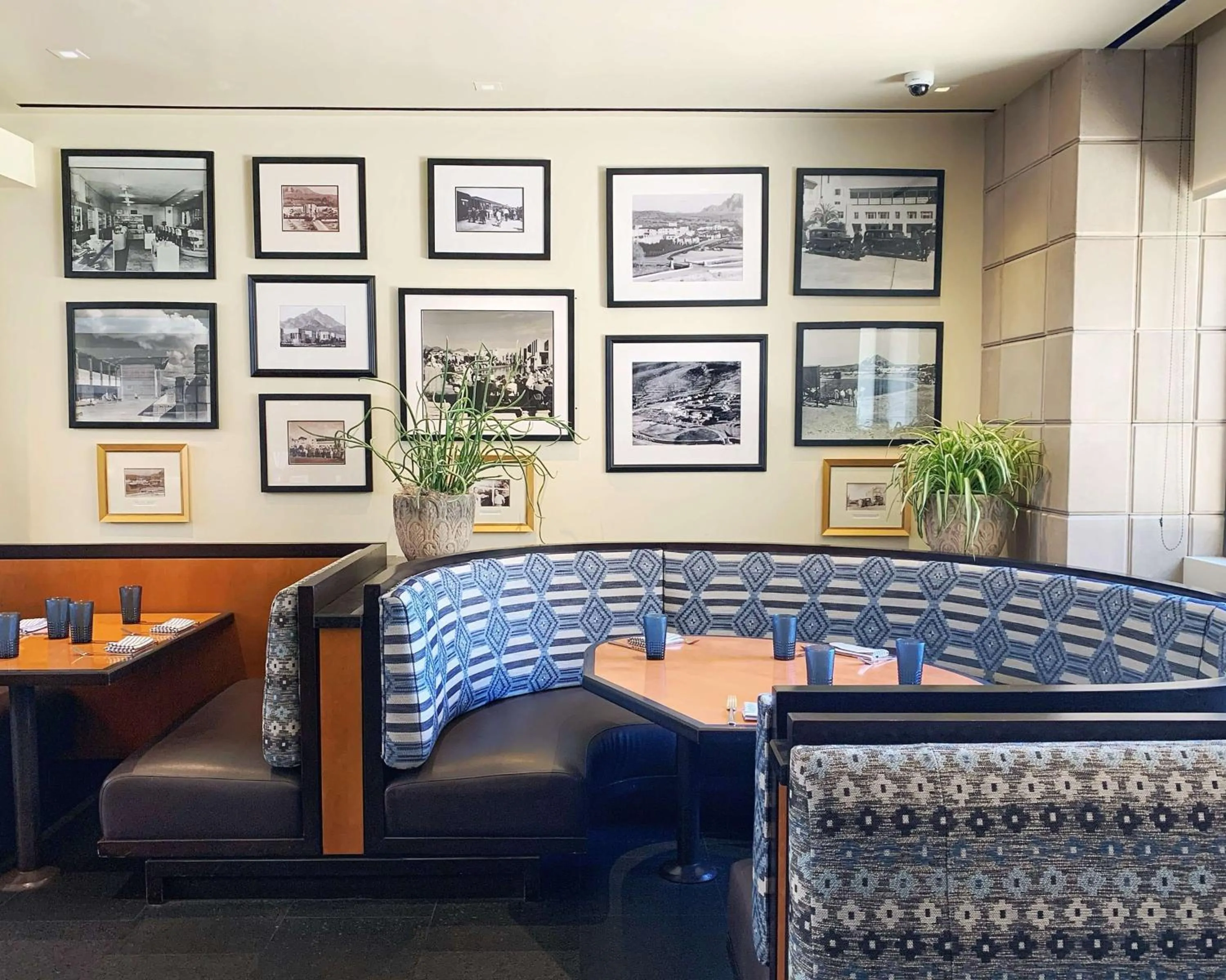 Dining area in Arizona Biltmore, LXR Hotels & Resorts