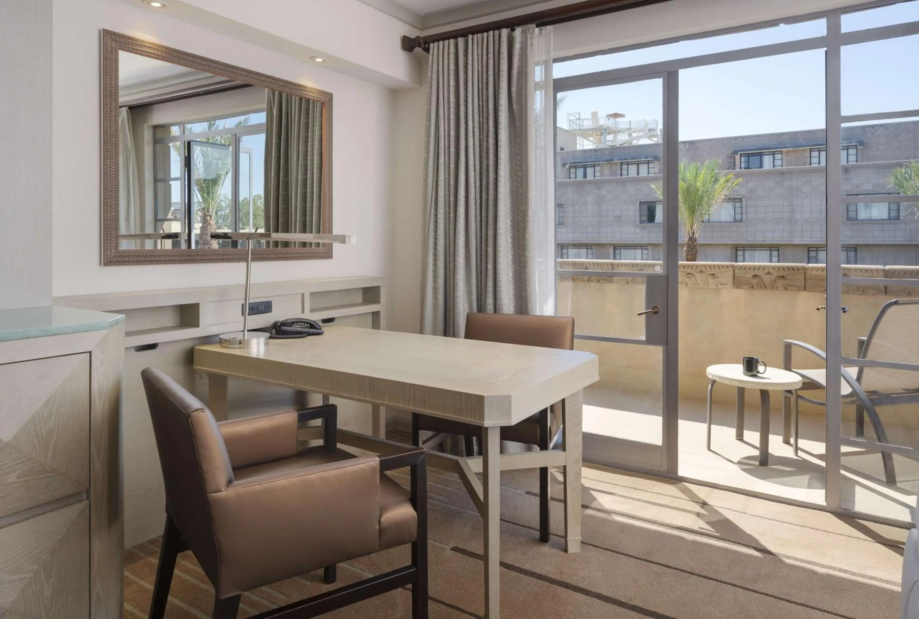 Bedroom in Arizona Biltmore, LXR Hotels & Resorts