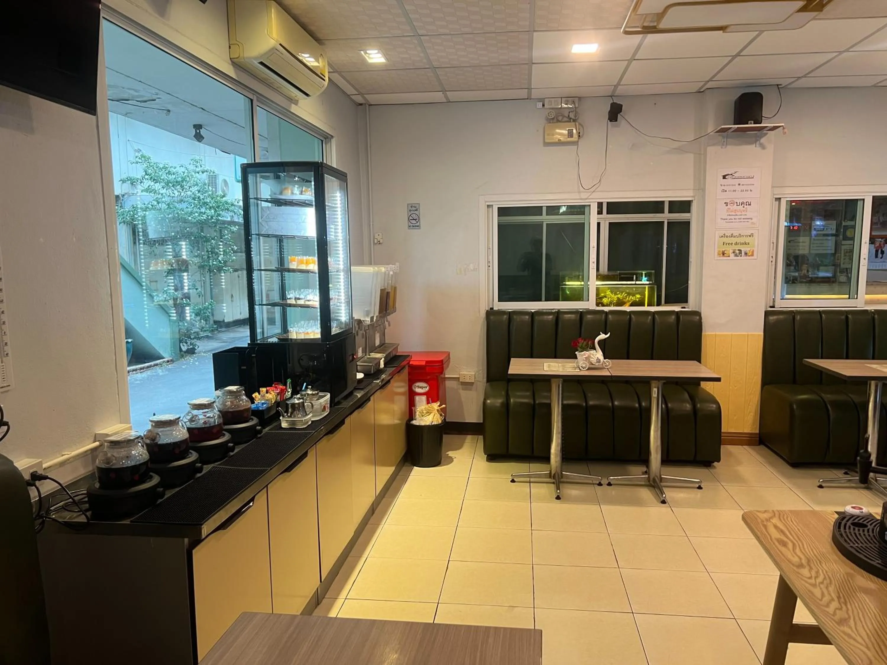 Alongkorn hotel by SB