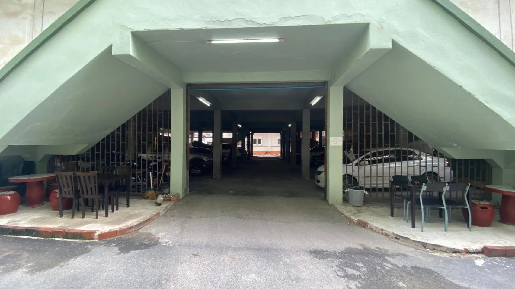 Alongkorn hotel by SB