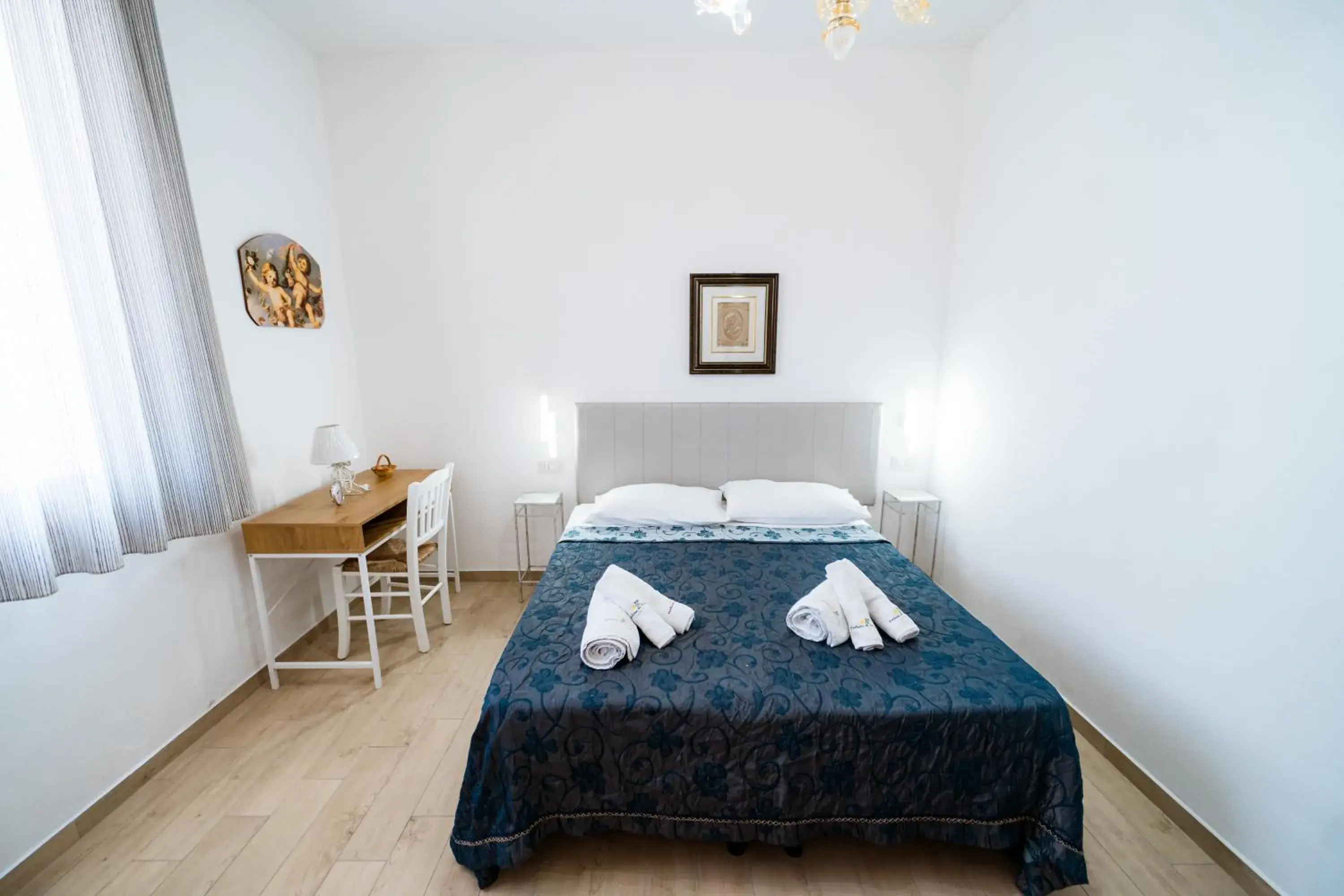 Deluxe Double Room with Shower in B&B Profumi di Sicilia Deluxe Double Room with Shower in B&B Profumi di Sicilia