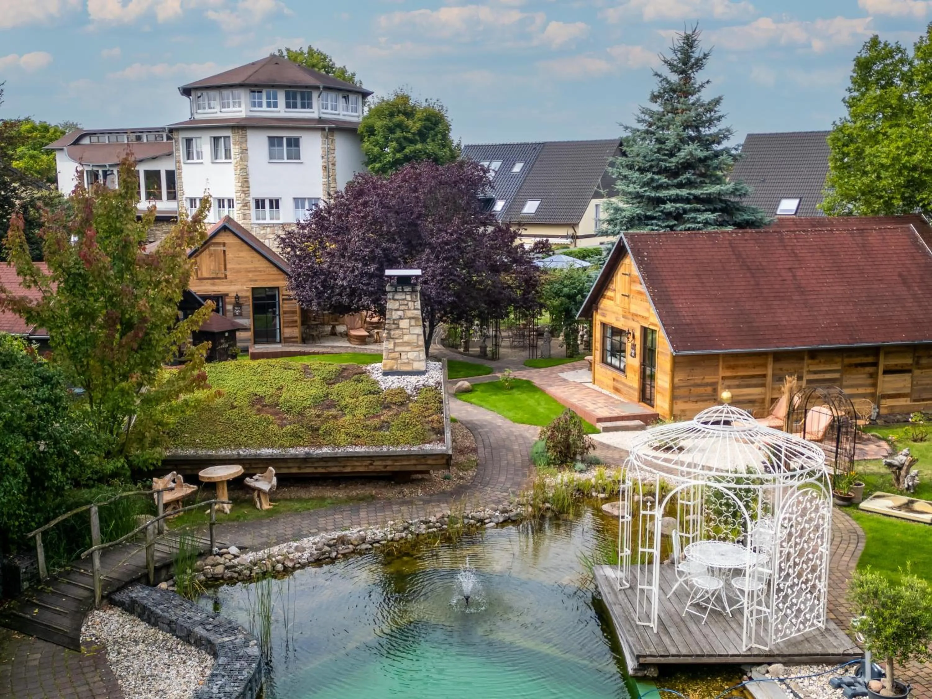 Property building in Wellnesshotel Seeschlößchen - Privat- Spa & Naturresort