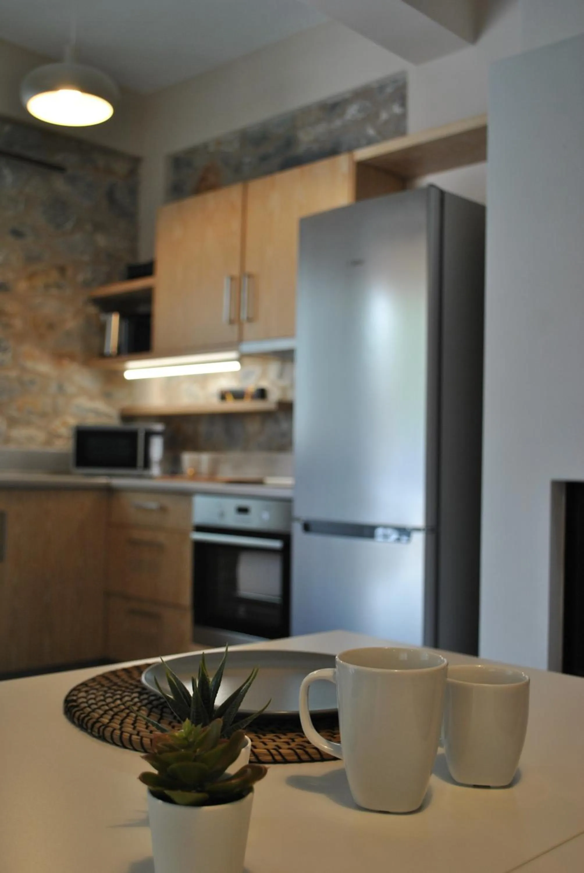 Petras Gi - Stone Houses