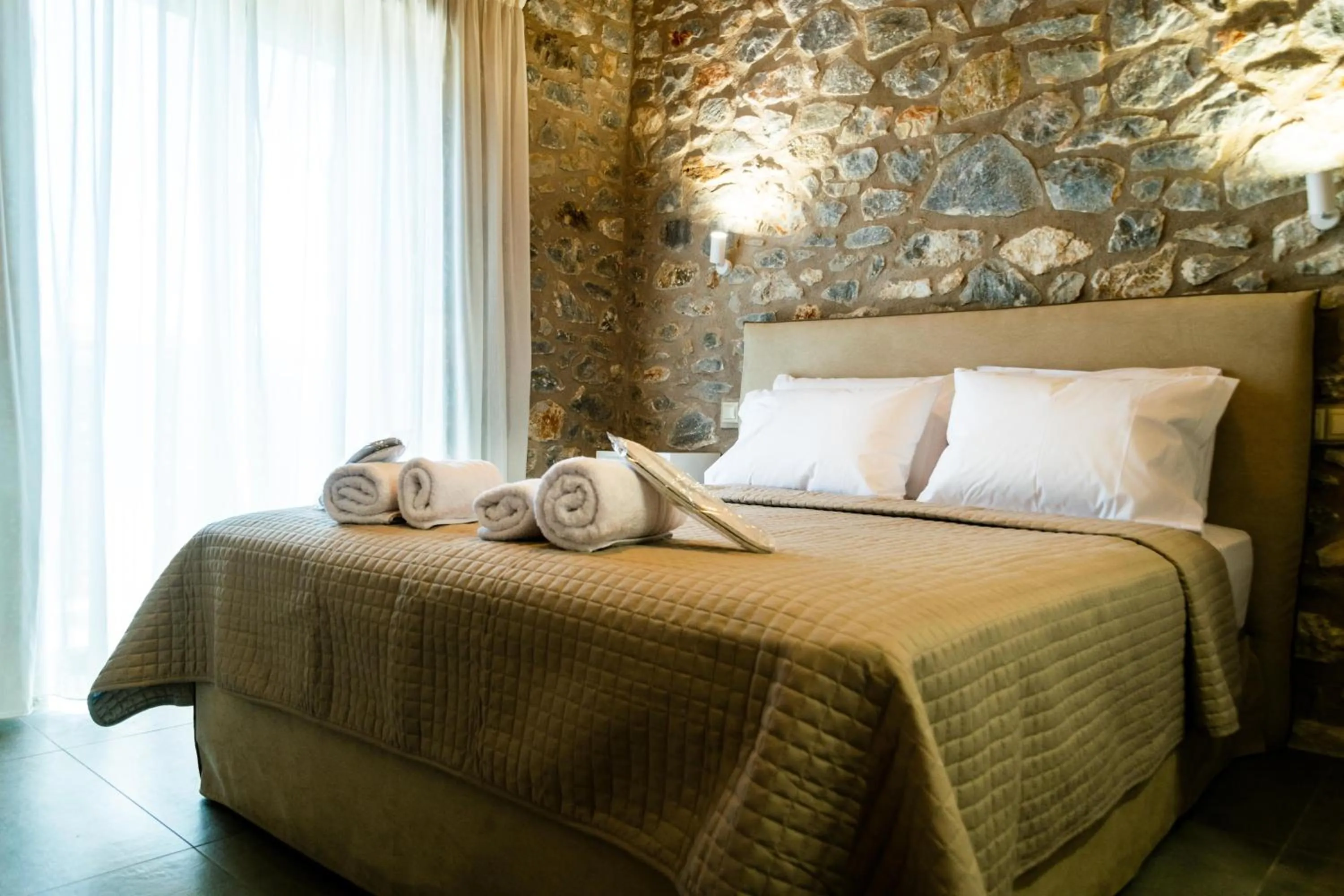 Bed in Petras Gi - Stone Houses