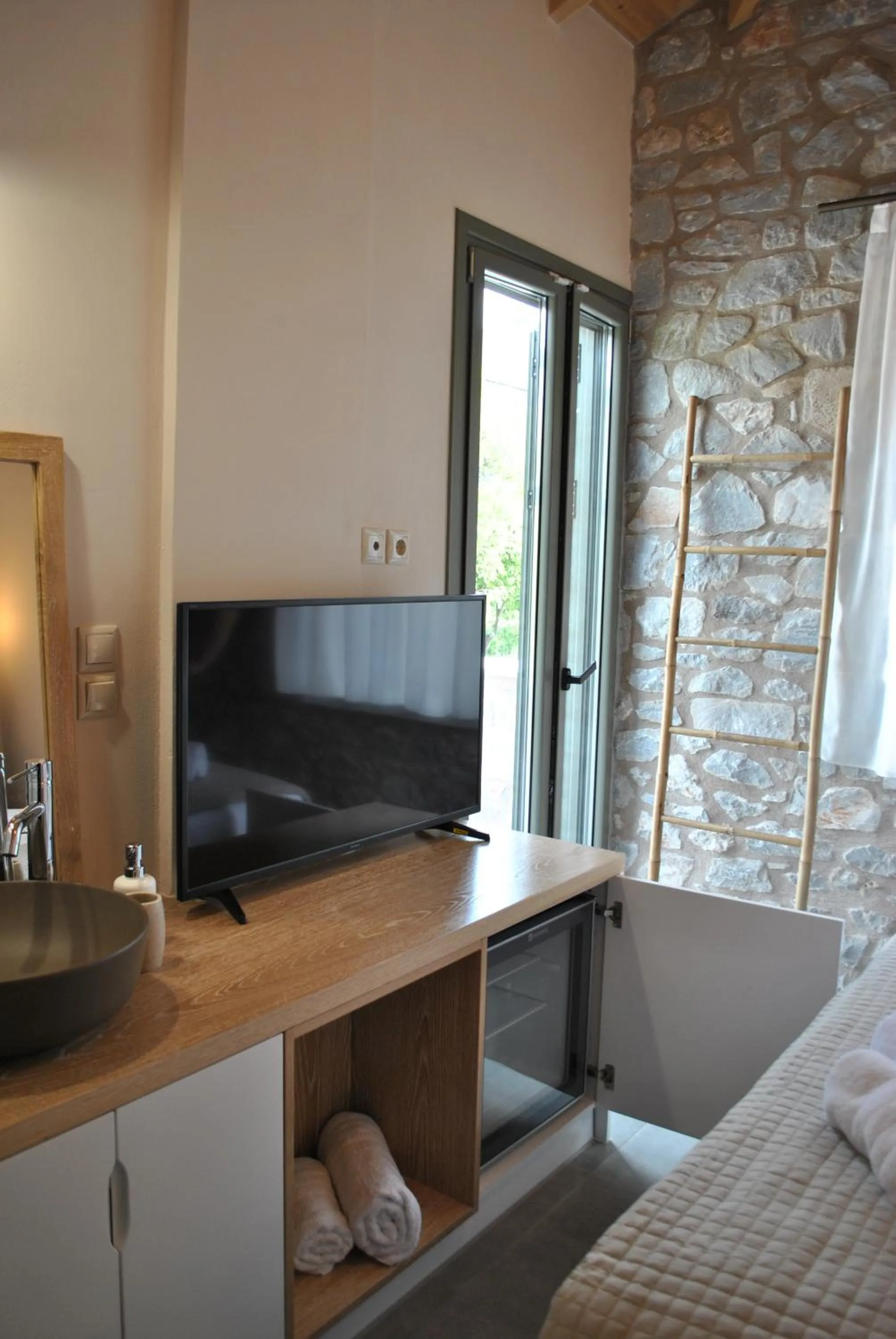 Bed in Petras Gi - Stone Houses