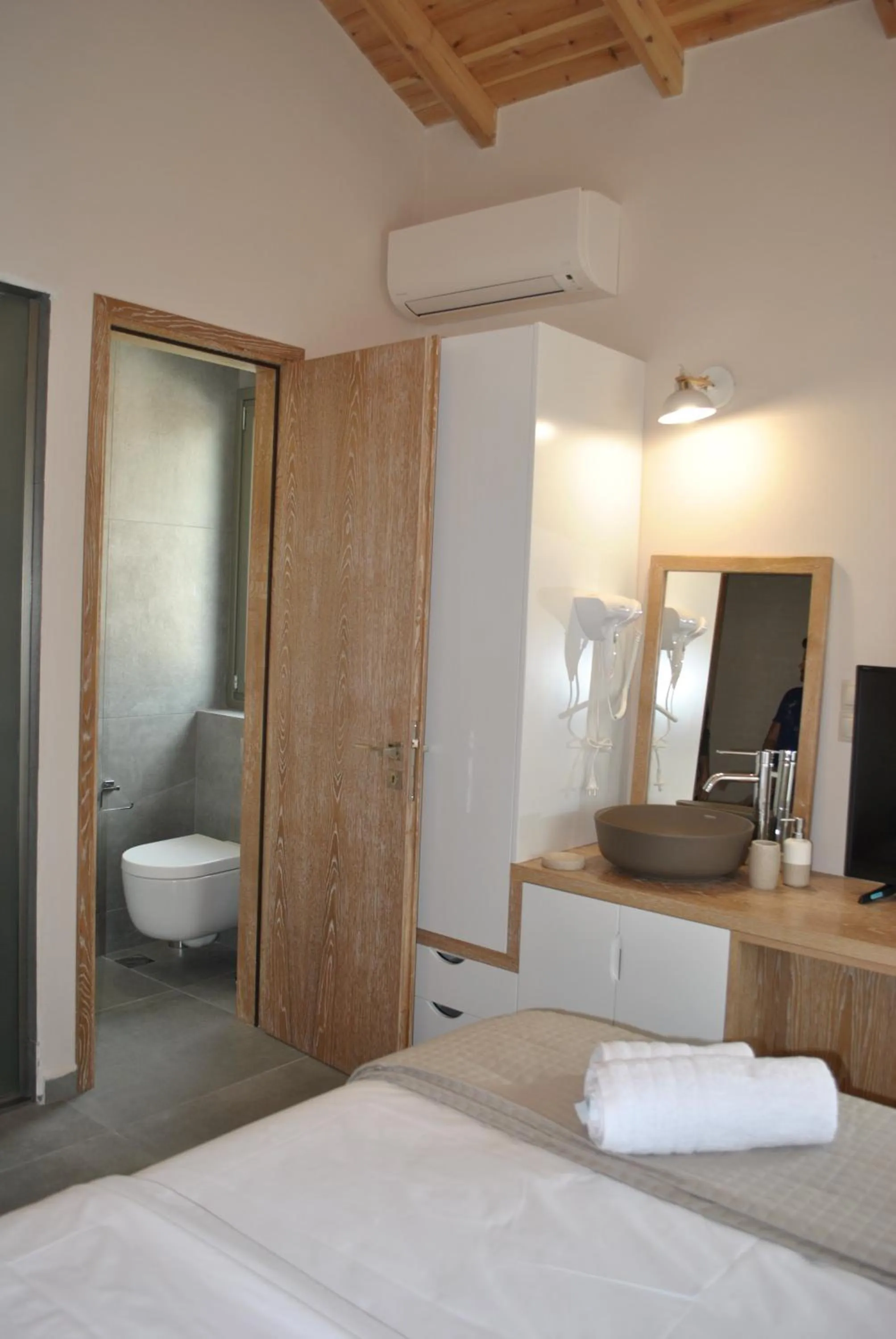 Bed in Petras Gi - Stone Houses