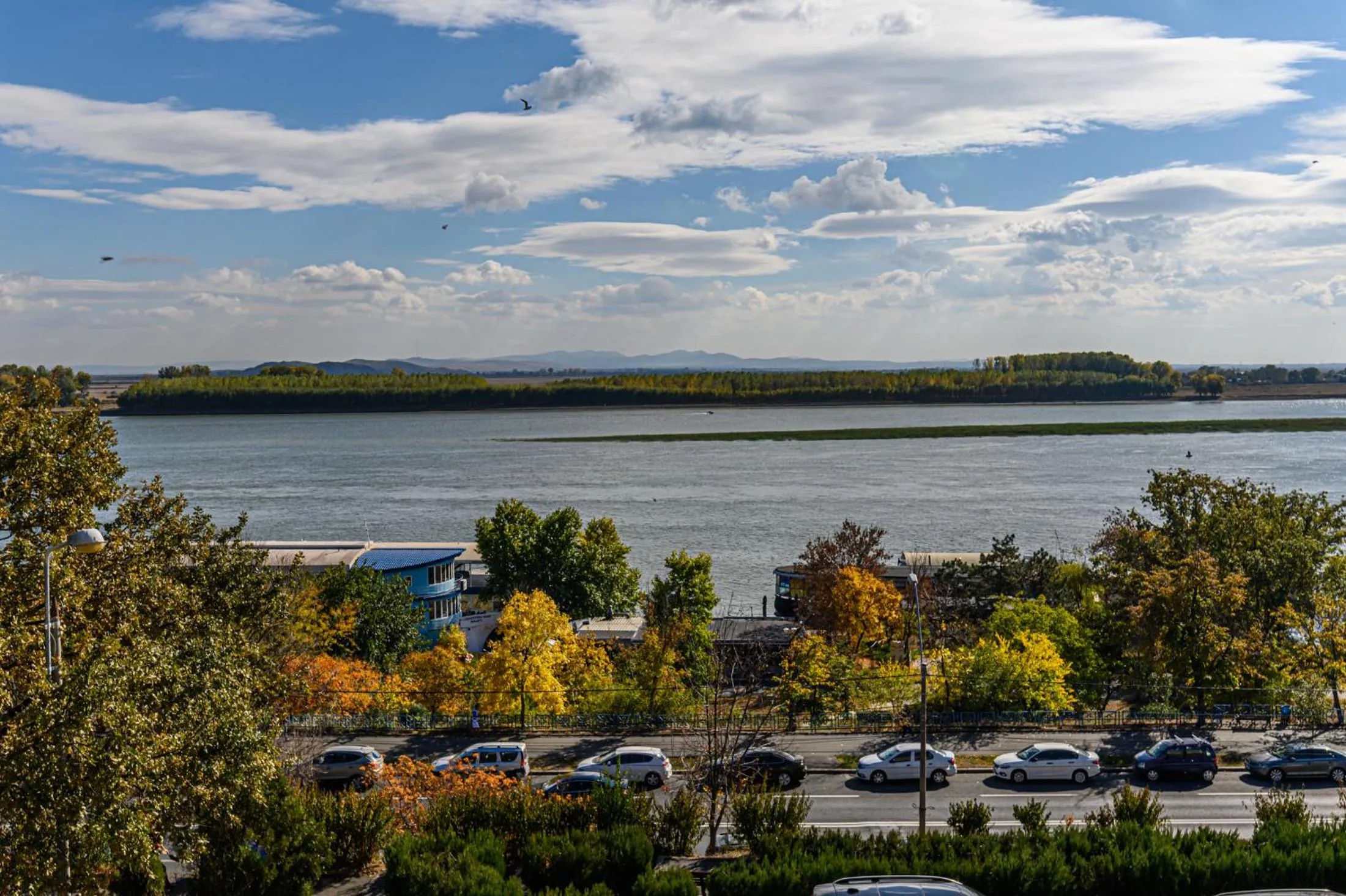 Day in Faleza Hotel by Vega