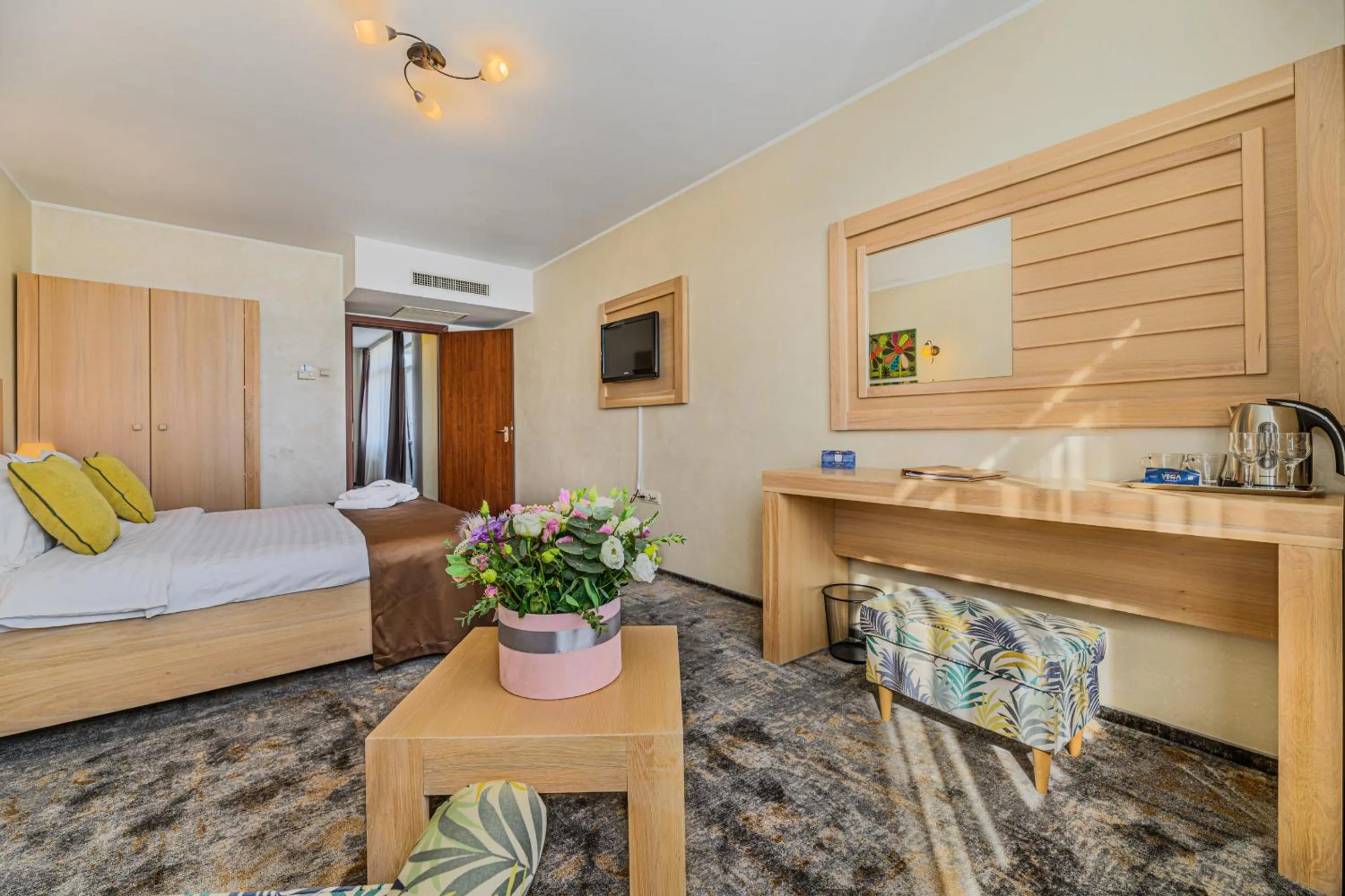 Bed in Faleza Hotel by Vega